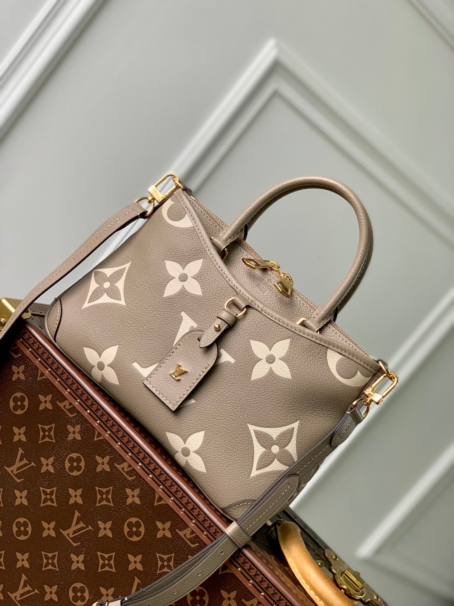 Louis Vuitton Madeleine MM Monogram Empreinte Giant Bicolor Leather Handbag - Turtledove/Cream