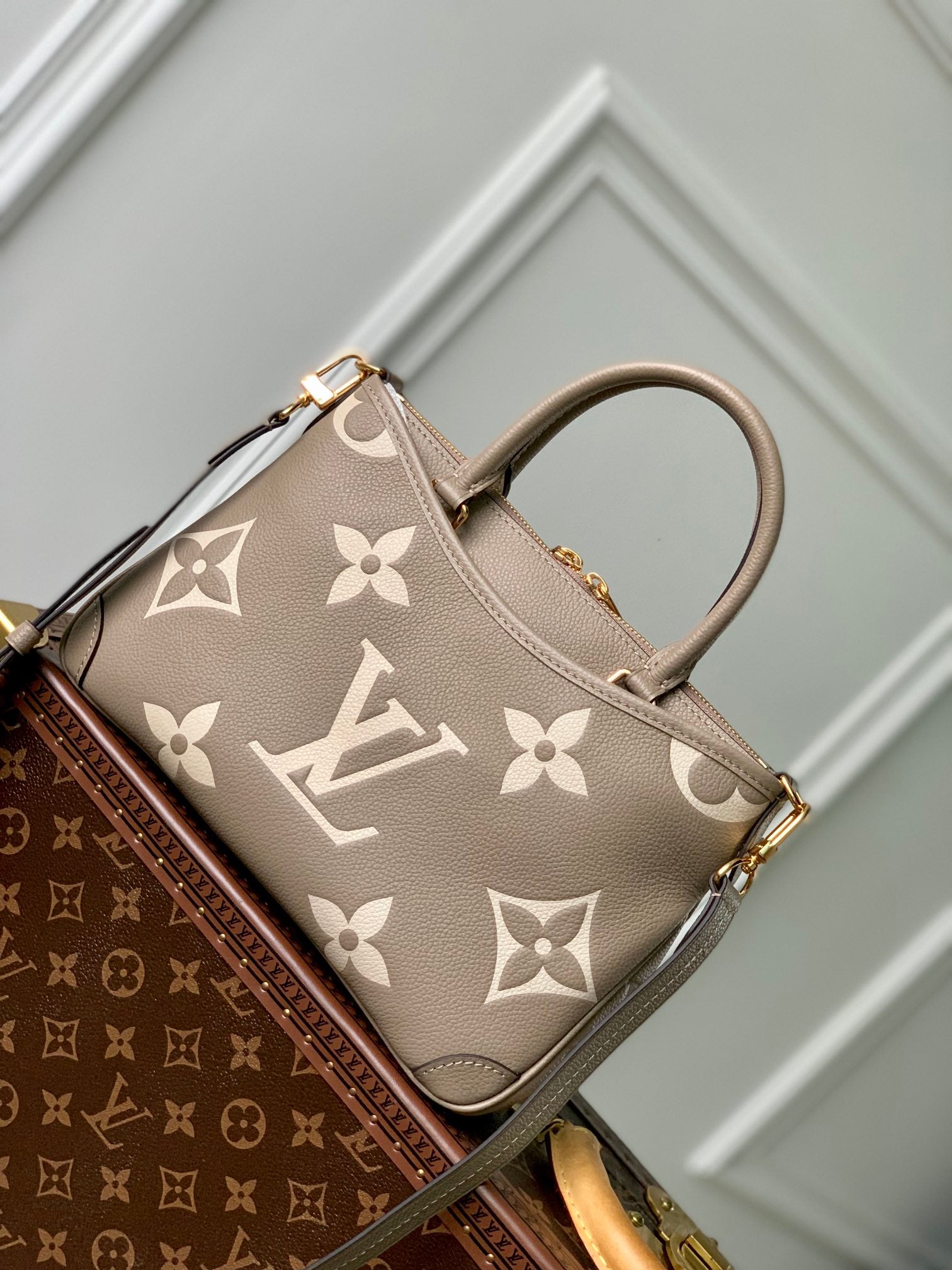 Louis Vuitton Madeleine MM Monogram Empreinte Giant Bicolor Leather Handbag - Turtledove/Cream