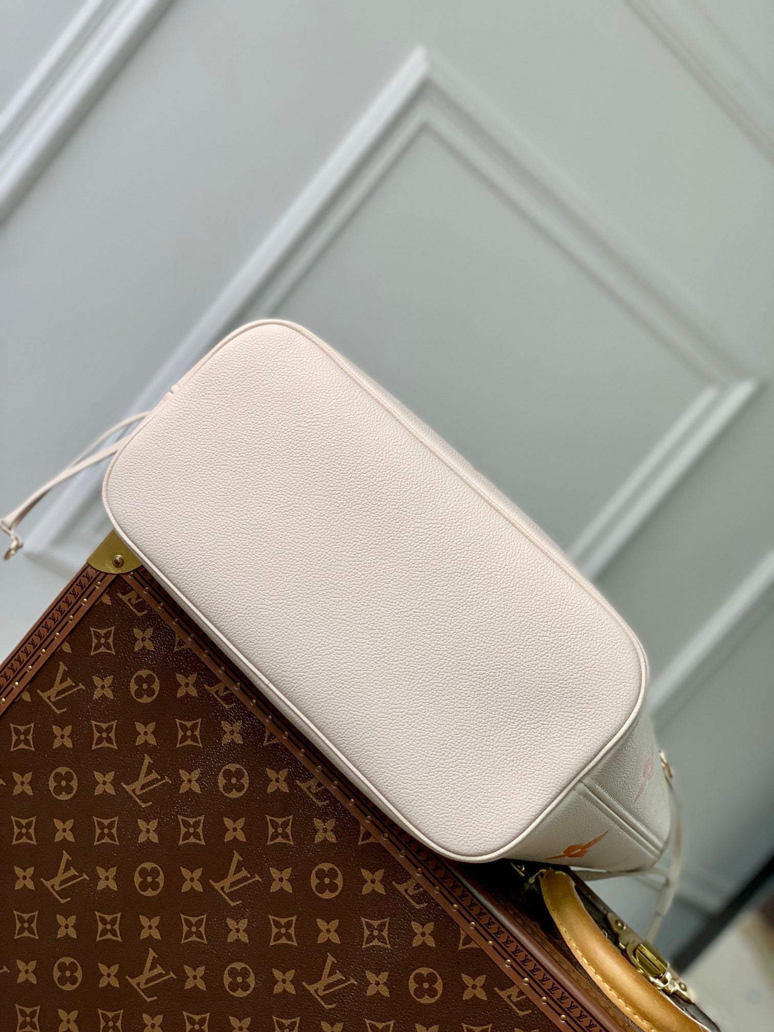 Louis Vuitton Neverfull MM Monogram Empreinte Leather Tote Bag - Rose Trianon/Saffron