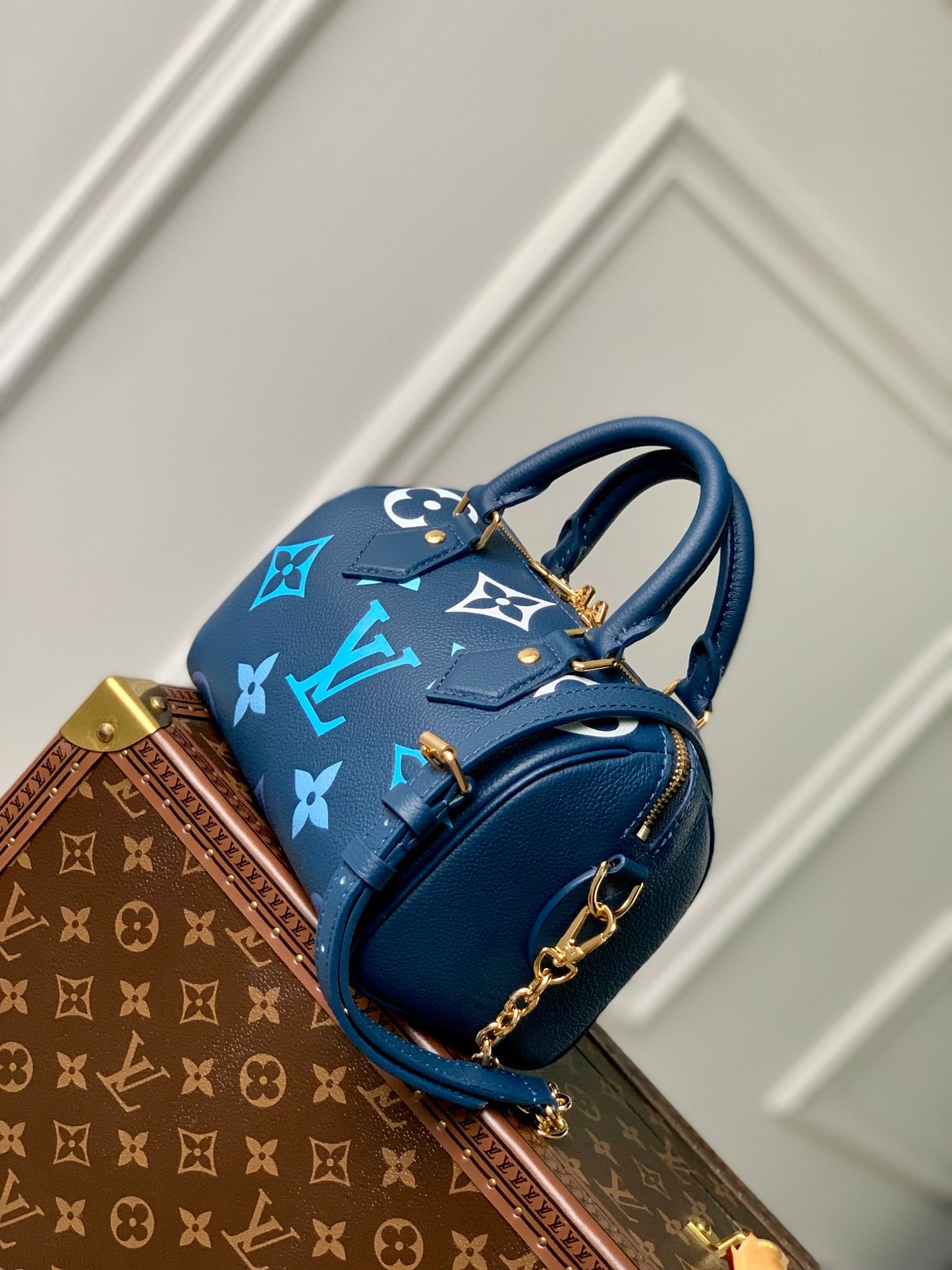 Louis Vuitton Speedy Bandoulière 20 Monogram Empreinte Giant Blue