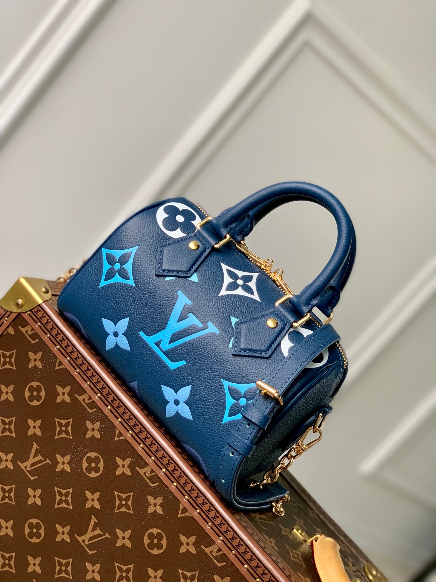 Louis Vuitton Speedy Bandoulière 20 Monogram Empreinte Giant Blue