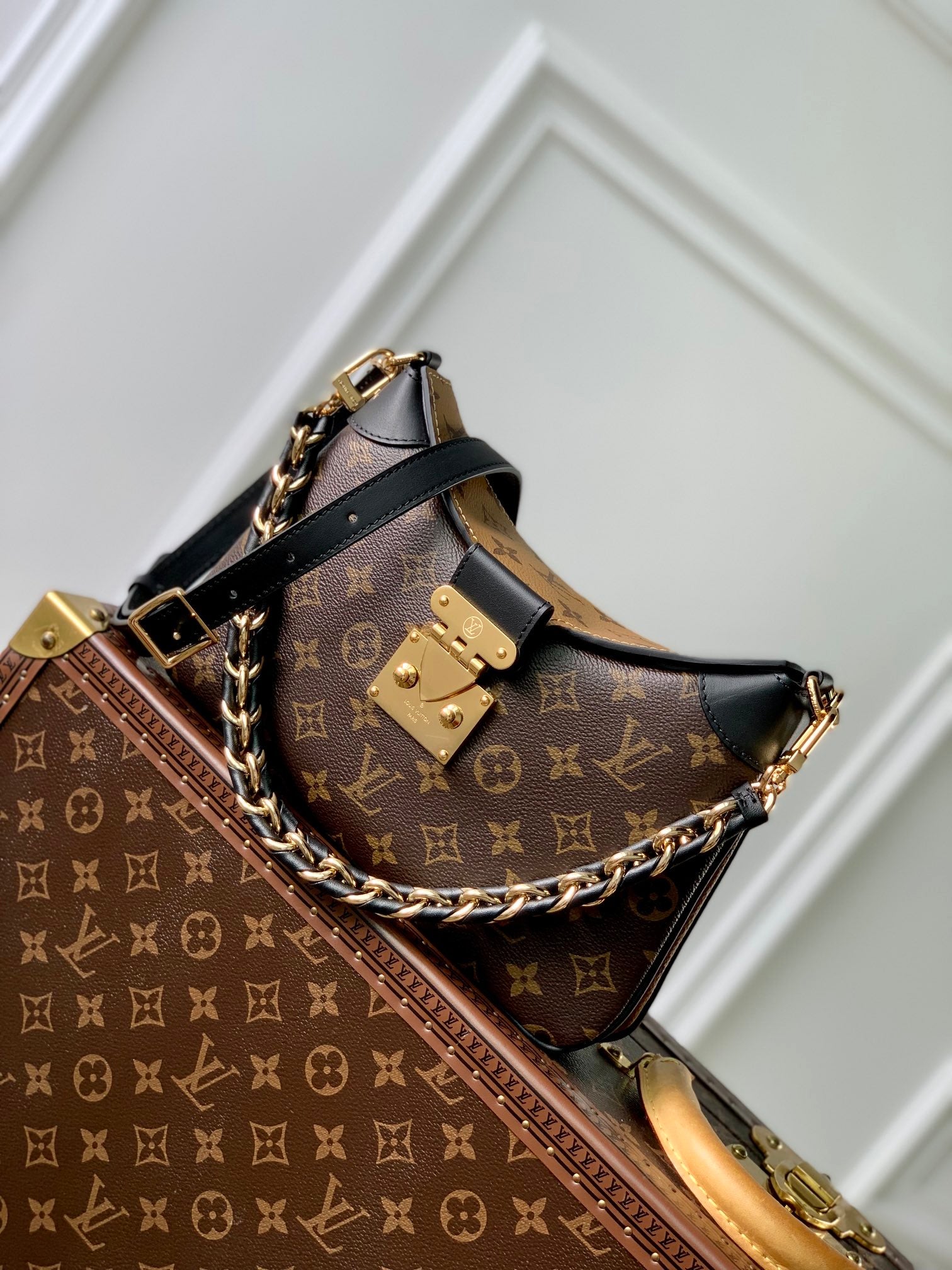 Louis Vuitton Diane Monogram Canvas Shoulder Bag - Black Trim