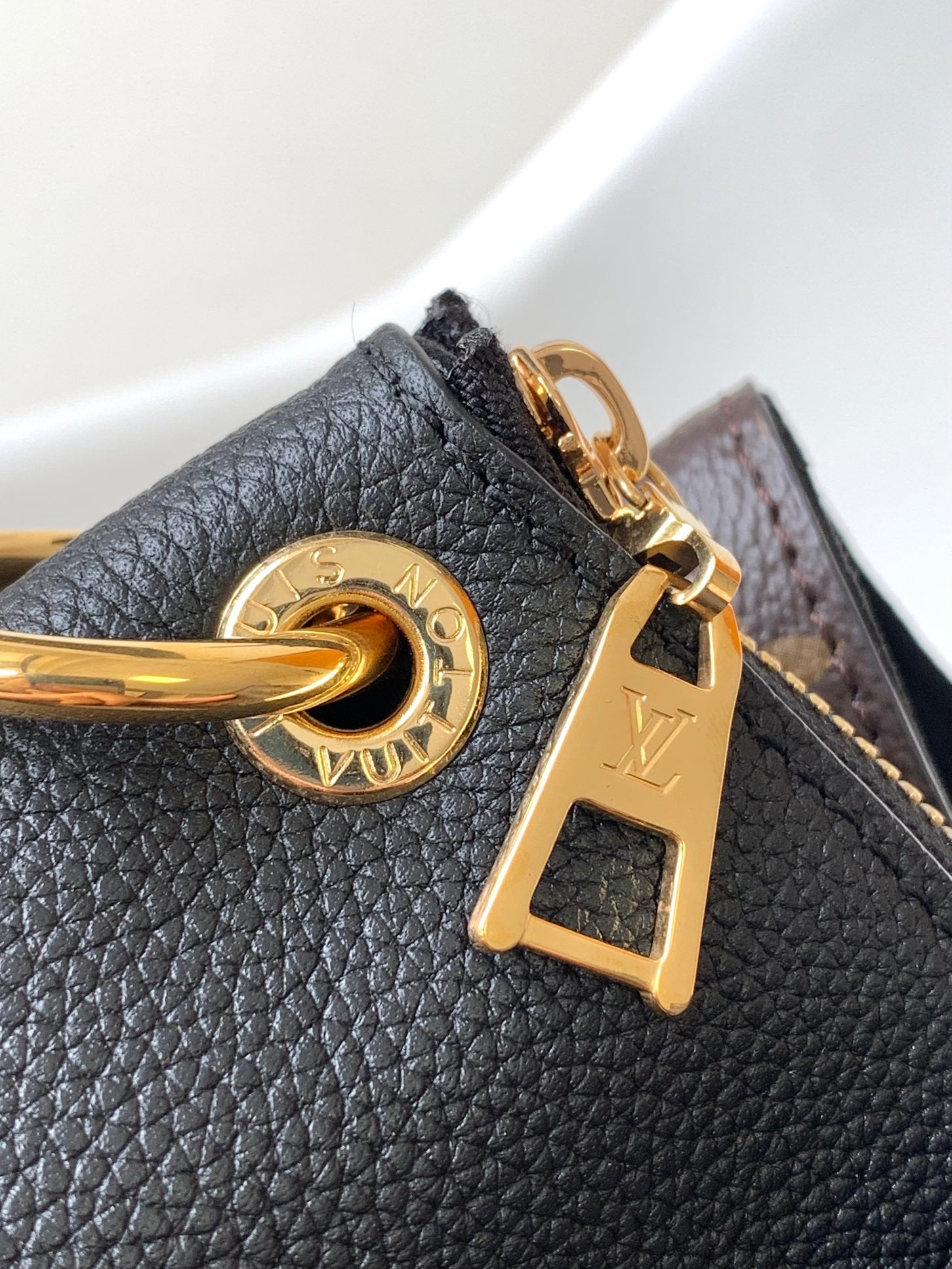 Louis Vuitton Vavin PM Monogram Canvas & Leather Handbag - Brown/Black