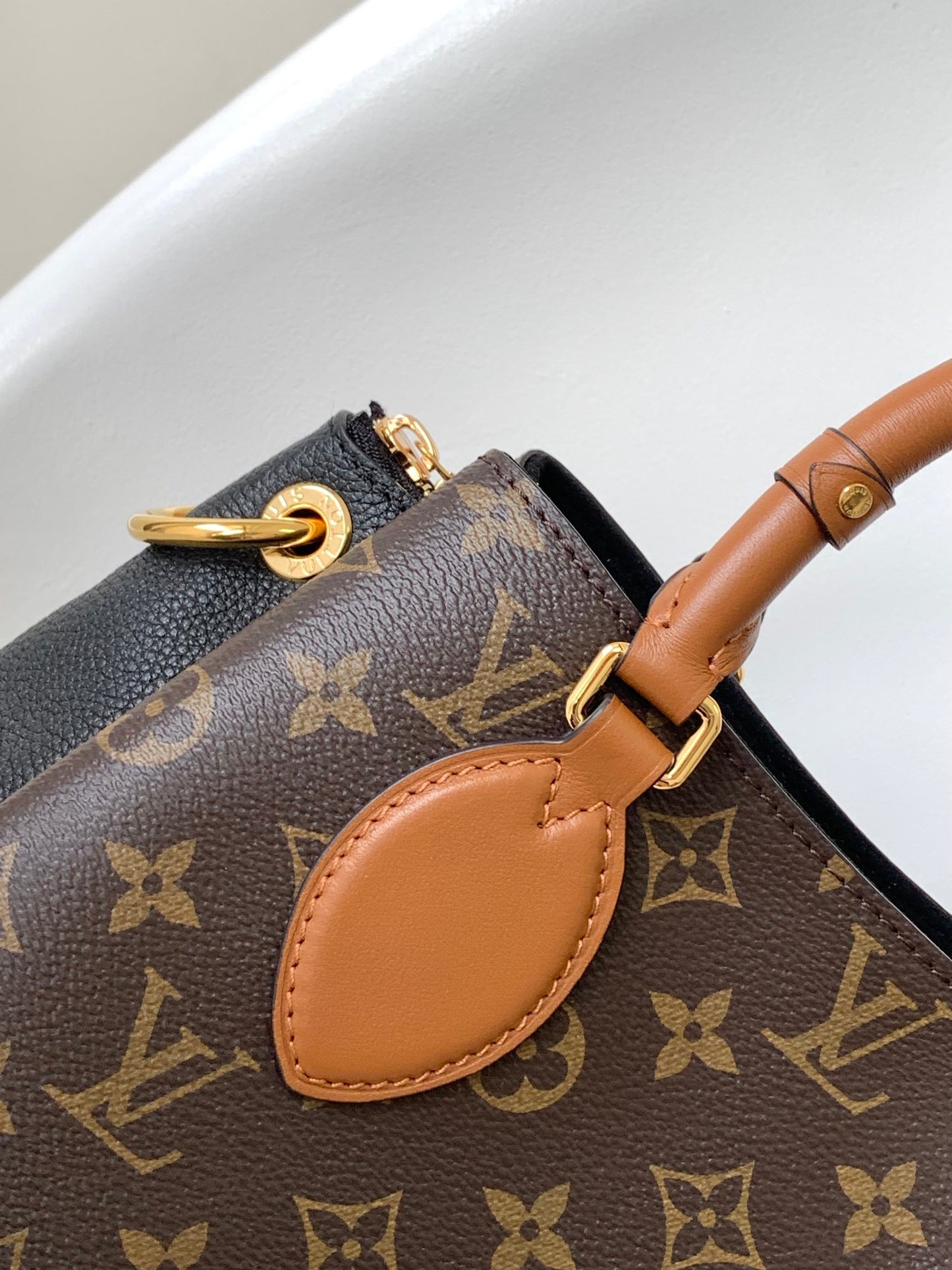 Louis Vuitton Vavin PM Monogram Canvas & Leather Handbag - Brown/Black