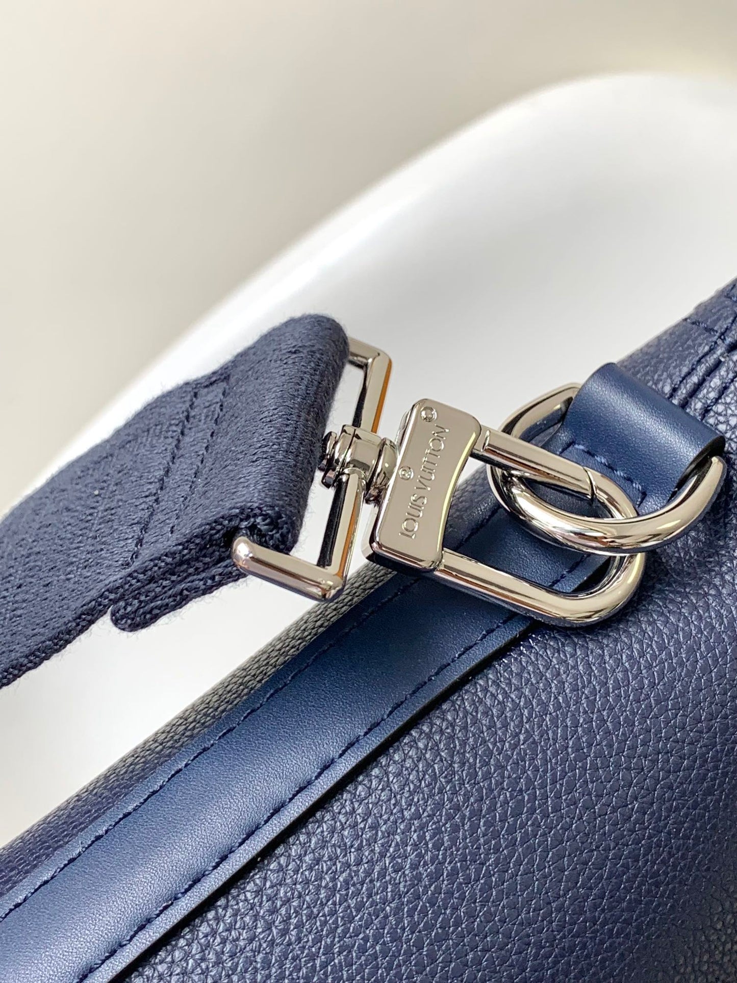 Louis Vuitton Navy Blue Leather Slim Briefcase Laptop Bag