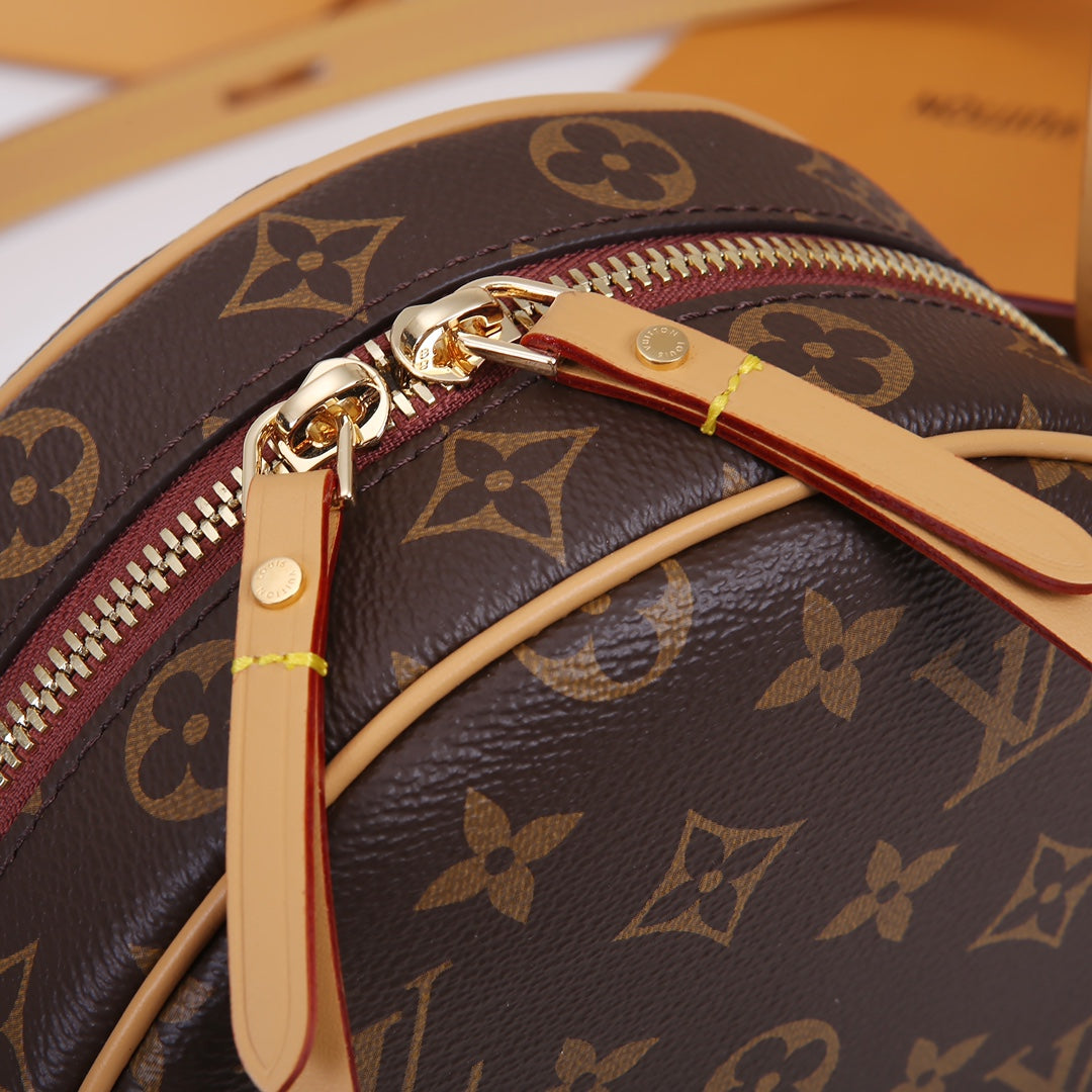 Louis Vuitton Monogram Boite Chapeau Souple MM Crossbody Bag