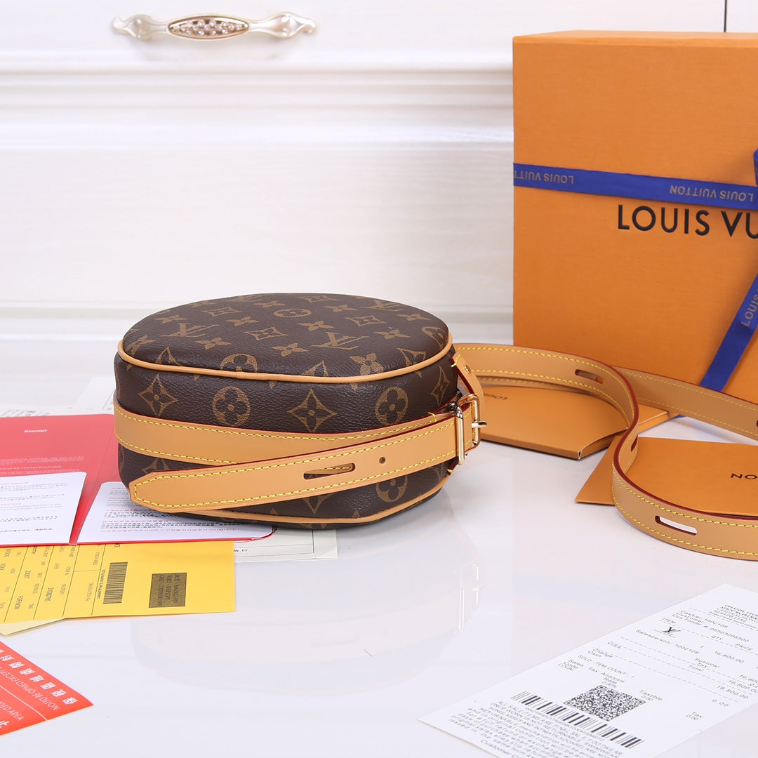Louis Vuitton Monogram Boite Chapeau Souple MM Crossbody Bag