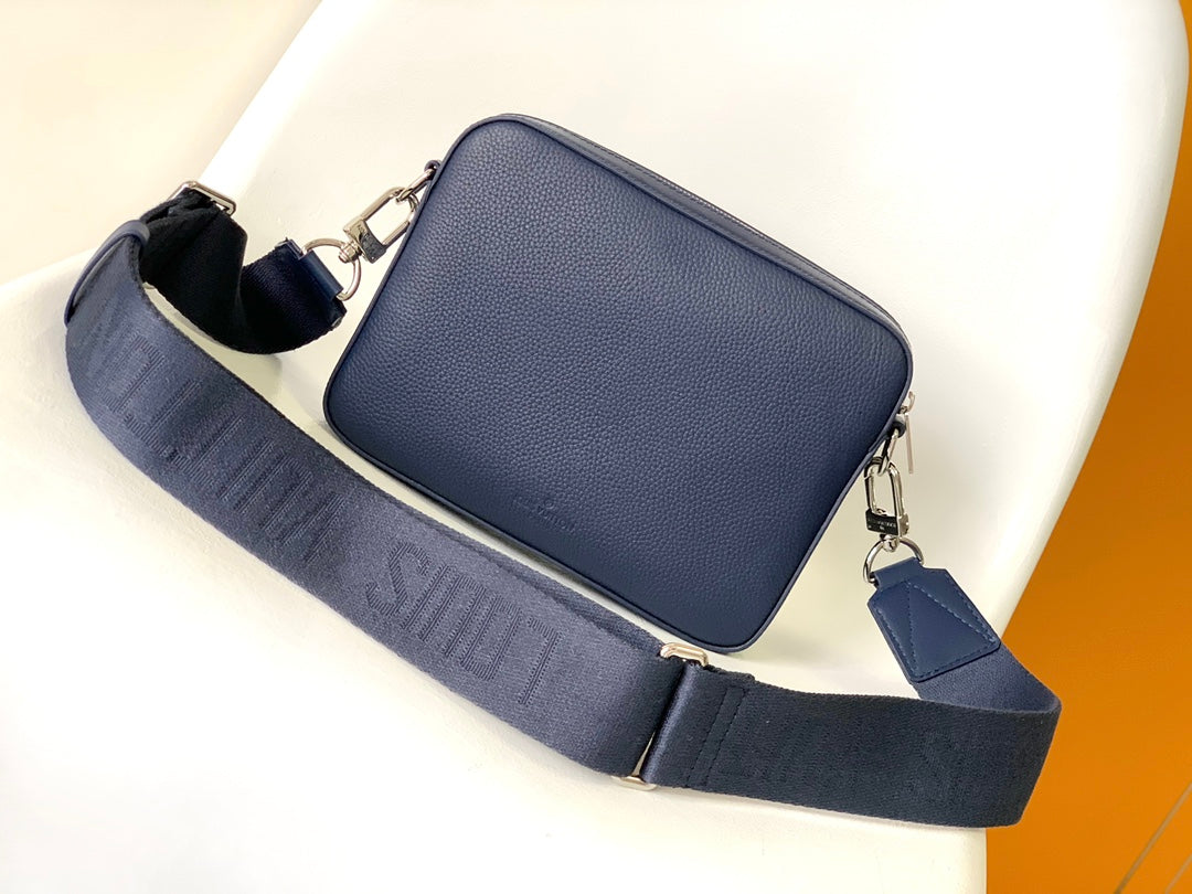 Louis Vuitton Men's Aero Messenger Crossbody Bag - Navy Blue Taurillon Leather