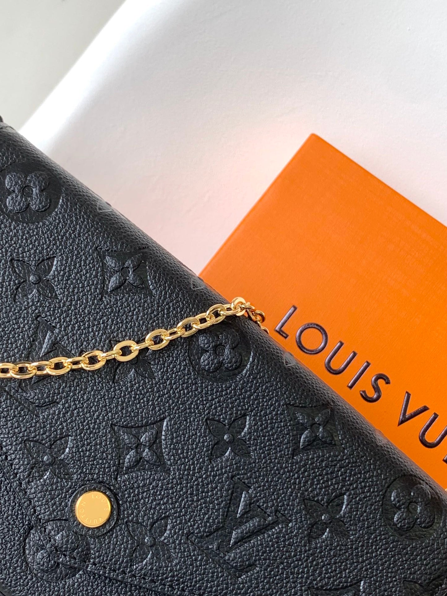 Louis Vuitton Félicie Pochette Monogram Empreinte Leather Black Gold Chain Crossbody Bag