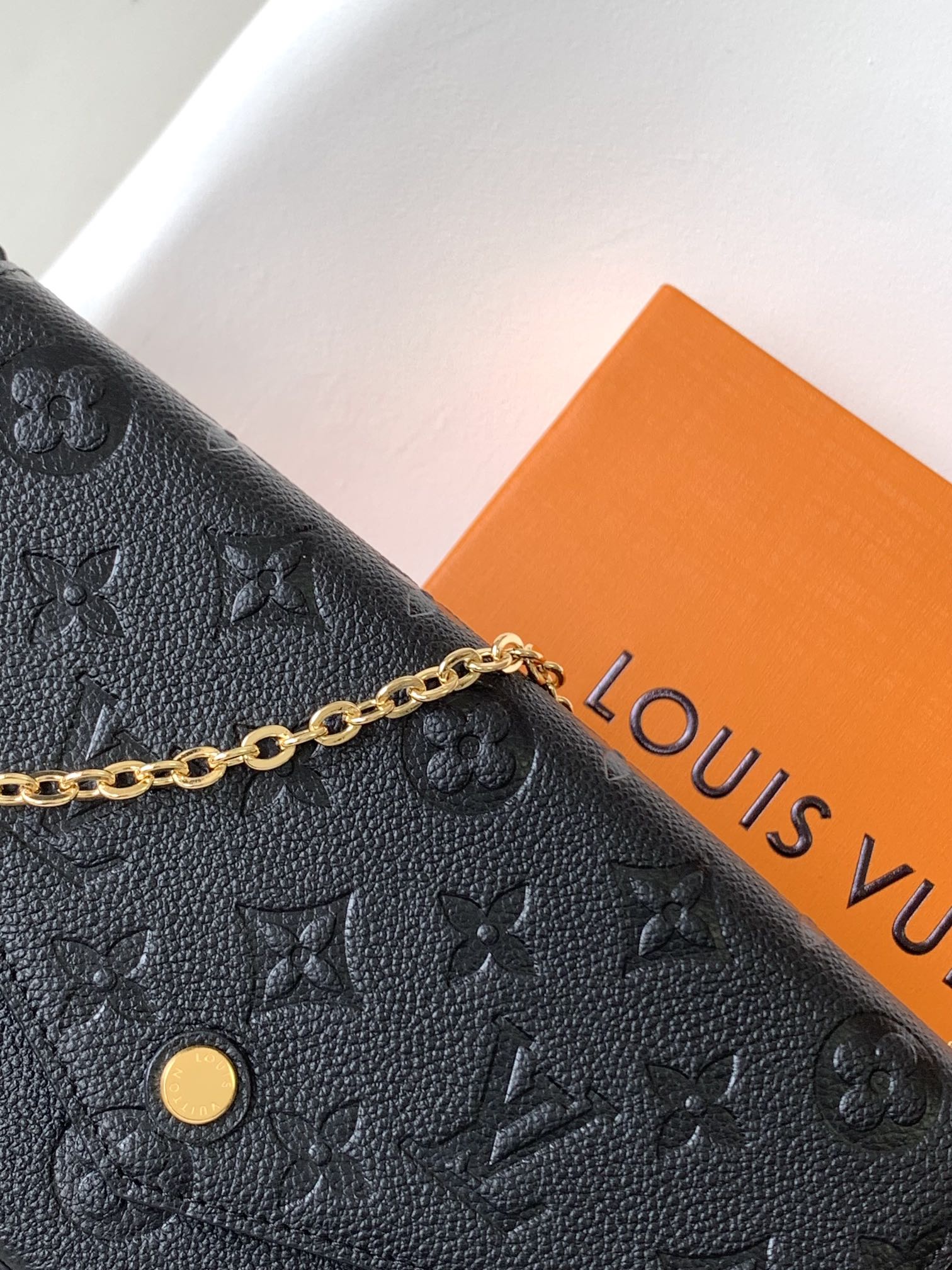 Louis Vuitton Félicie Pochette Monogram Empreinte Leather Black Gold Chain Crossbody Bag