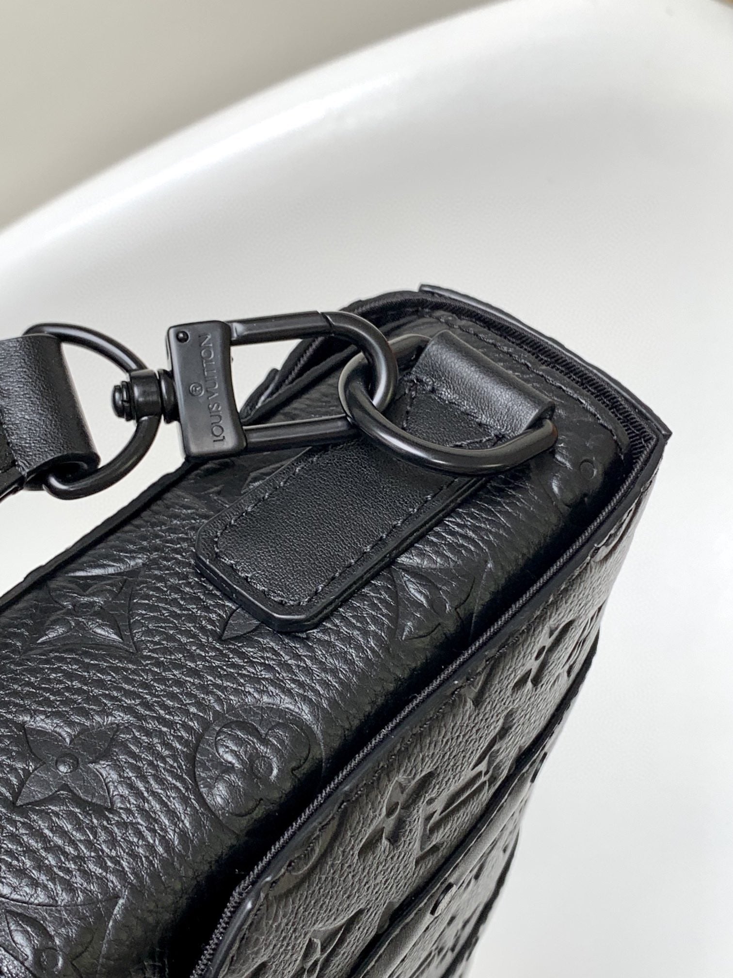 Louis Vuitton S-Lock Messenger Bag - Black Taurillon Monogram Leather