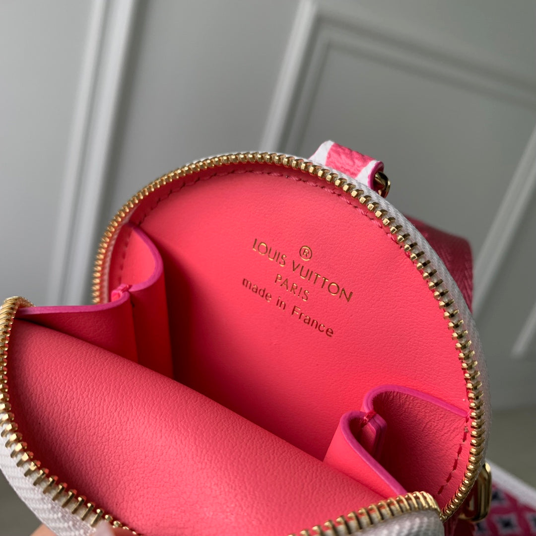 Louis Vuitton By The Pool OnTheGo PM Monogram Giant Canvas Pink & White Bag