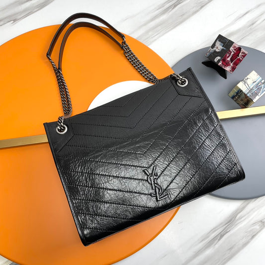 Saint Laurent Niki Medium Chain Bag in Crinkled Vintage Leather - Black