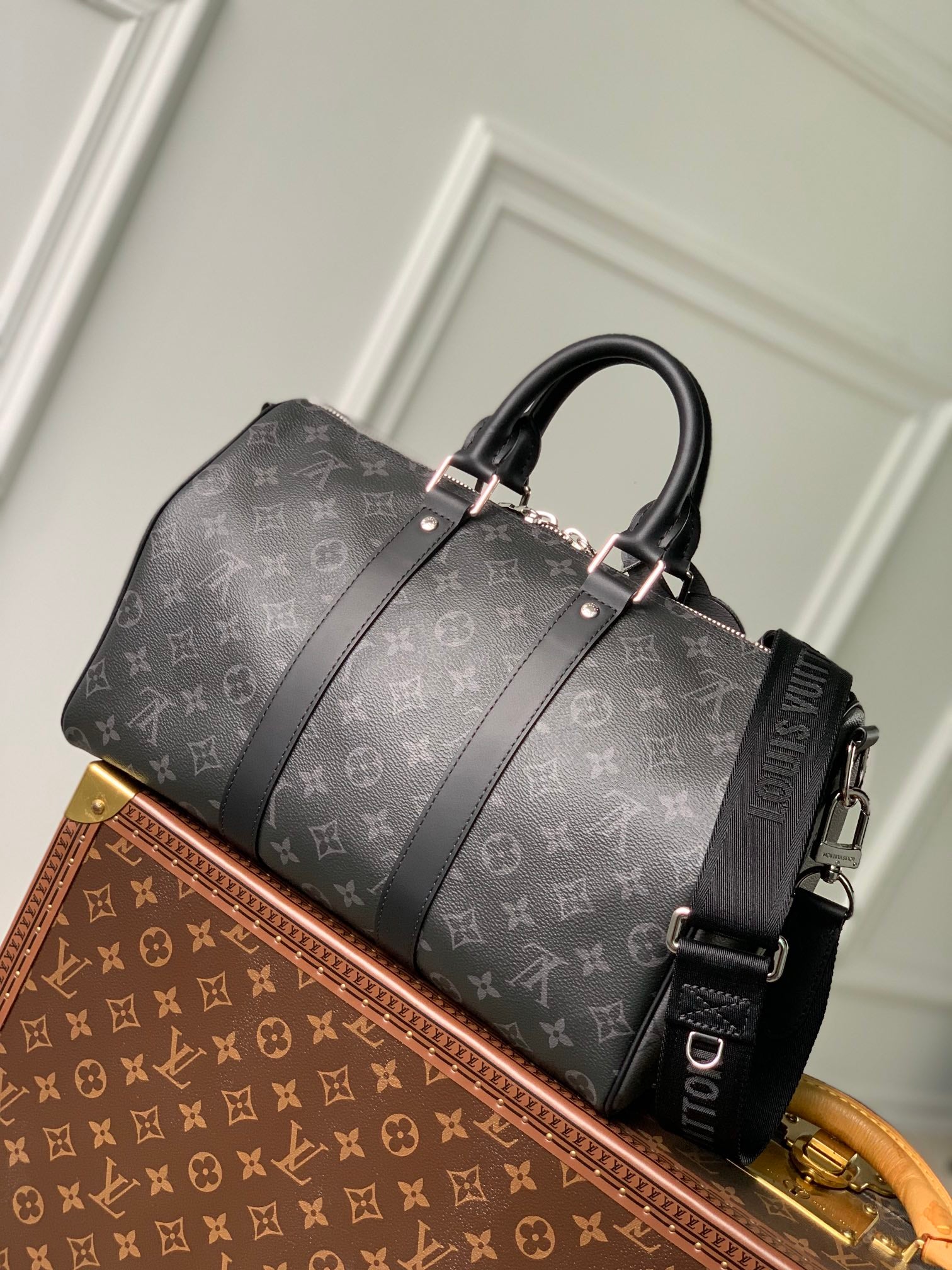 Louis Vuitton Keepall Bandoulière 45 Monogram Eclipse Canvas Travel Bag
