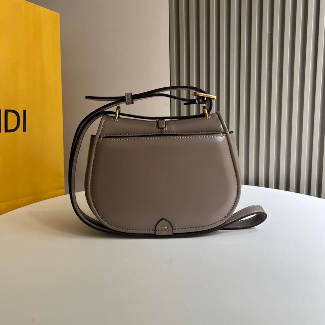 Fendi C'Mon Small Leather Saddle Bag - Dove Grey