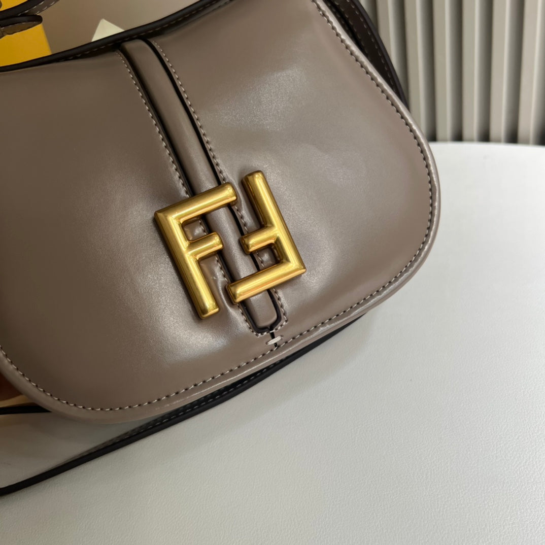 Fendi C'Mon Small Leather Saddle Bag - Dove Grey