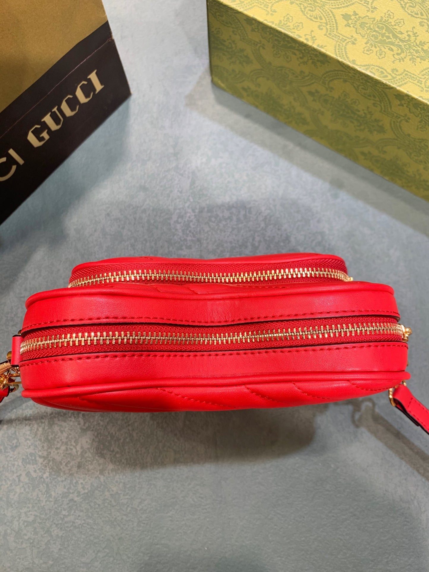 Gucci Heart-Shaped Quilted Leather Shoulder Bag - Red