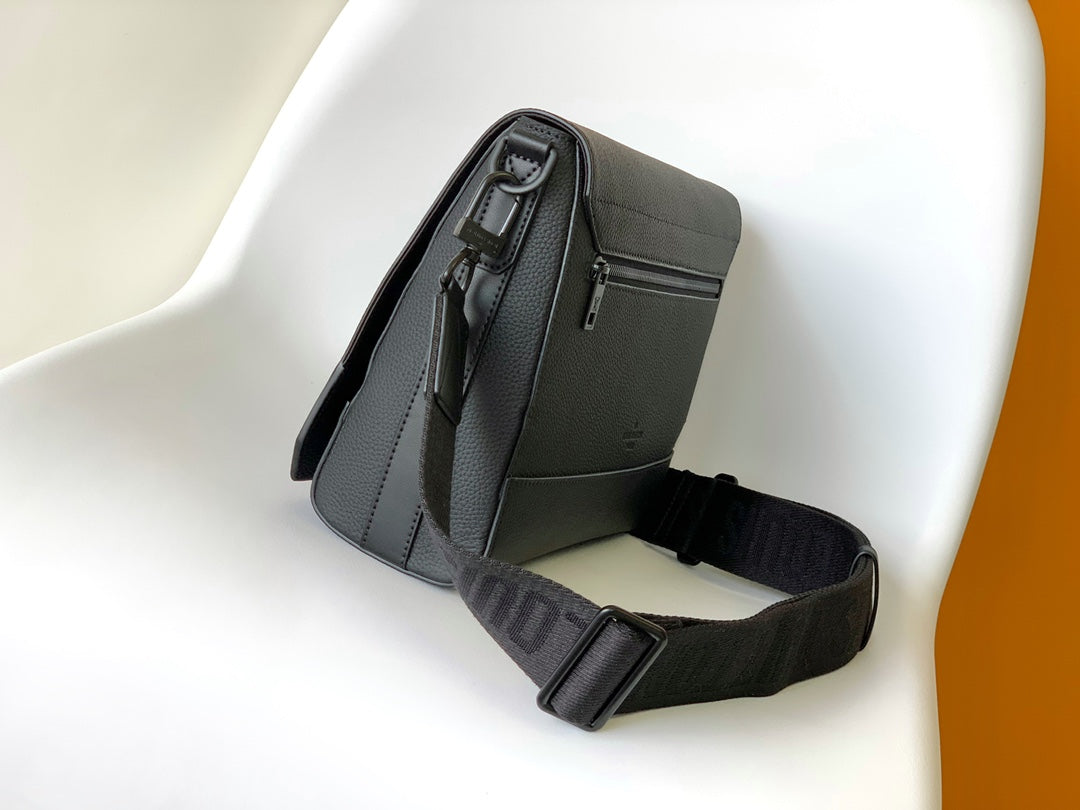Louis Vuitton Men's Black Leather Messenger Bag - Adjustable Logo Crossbody Strap