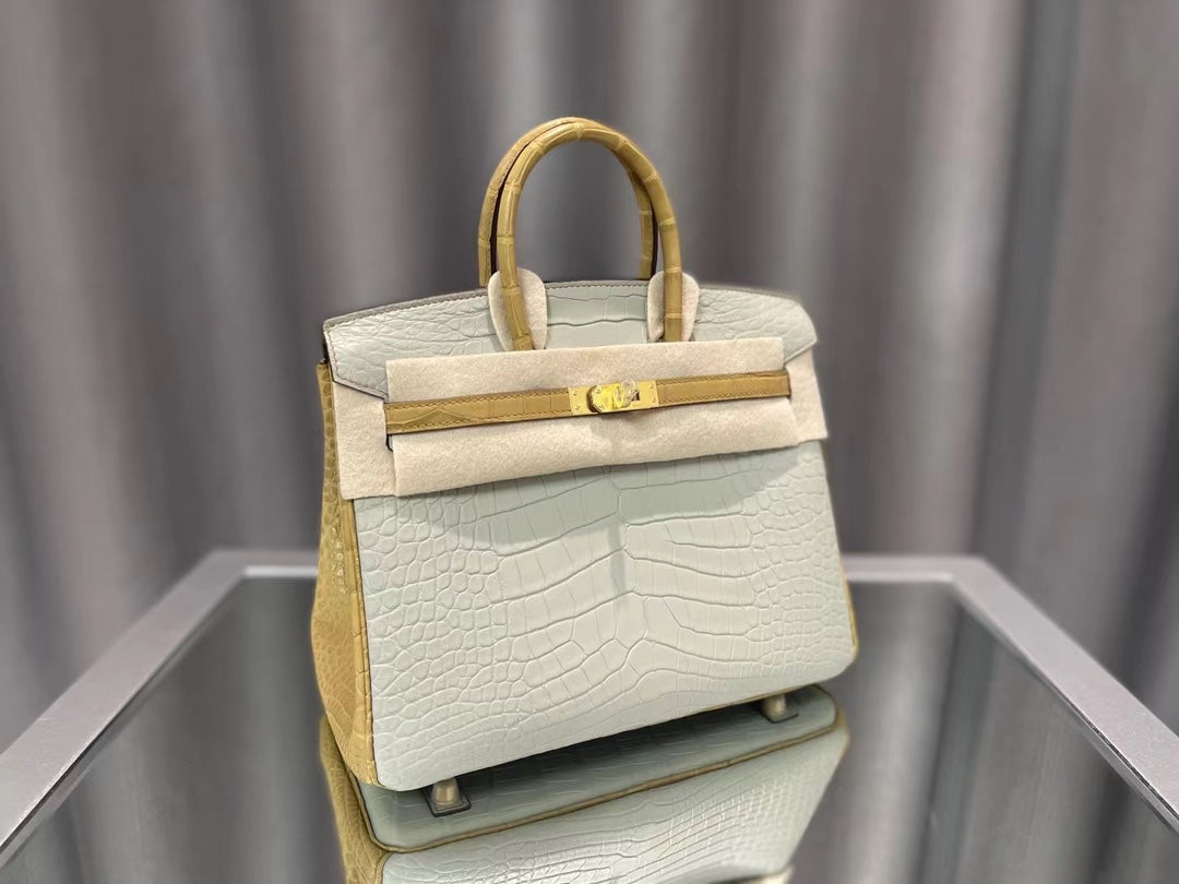 Exotic Crocodile Embossed Leather Top Handle Handbag - Elegant Off-White Luxury Tote with Gold Turn-Lock