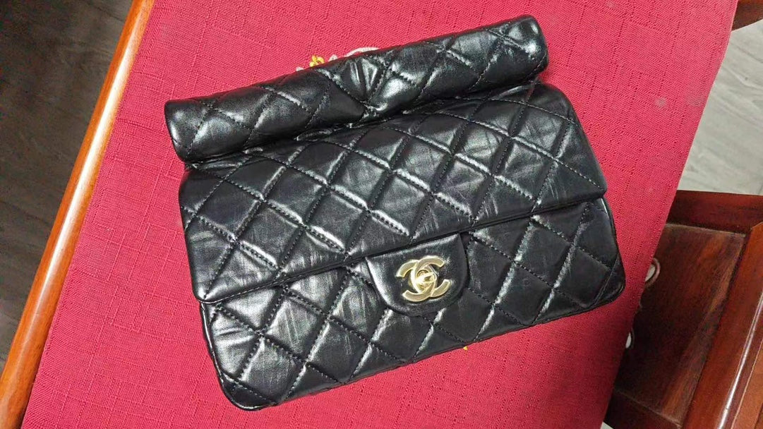 Chanel Classic Flap Bag Black Quilted Lambskin Gold Hardware