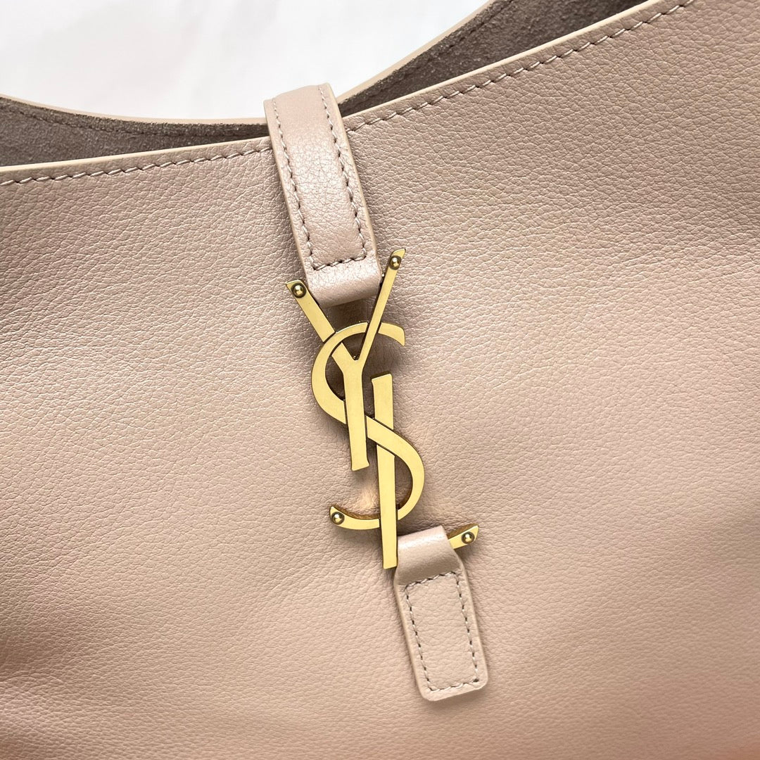 Saint Laurent Le 5 à 7 Large Hobo Bag in Smooth Leather - Beige