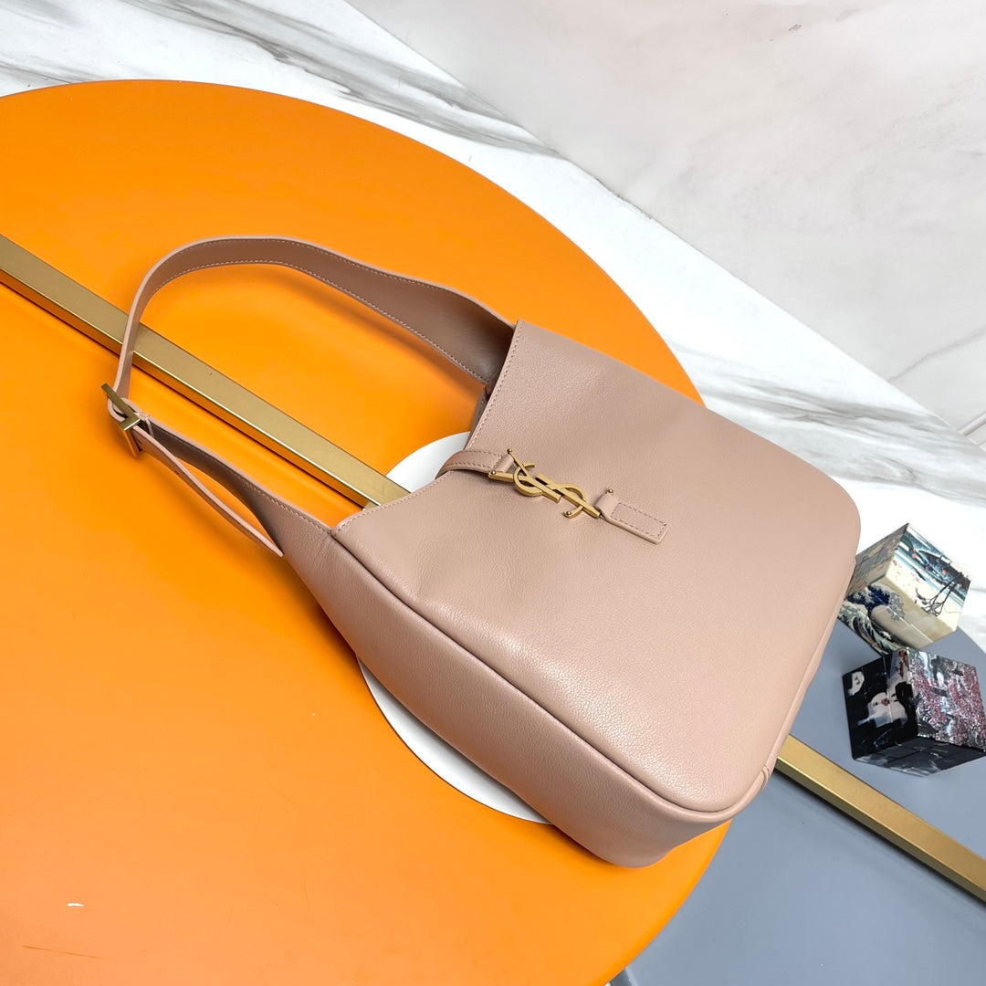 Saint Laurent Le 5 à 7 Large Hobo Bag in Smooth Leather - Beige