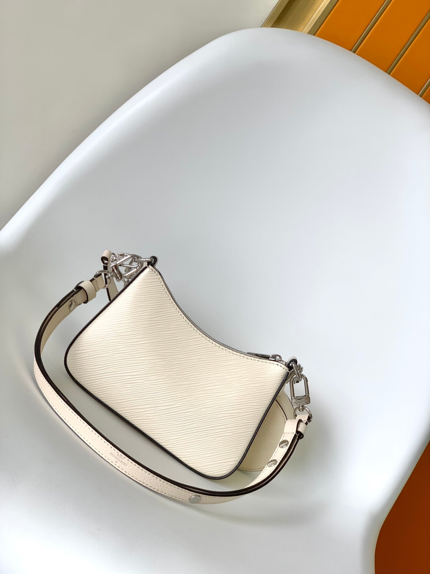 Louis Vuitton Buci Shoulder Bag Epi Leather Quartz Cream