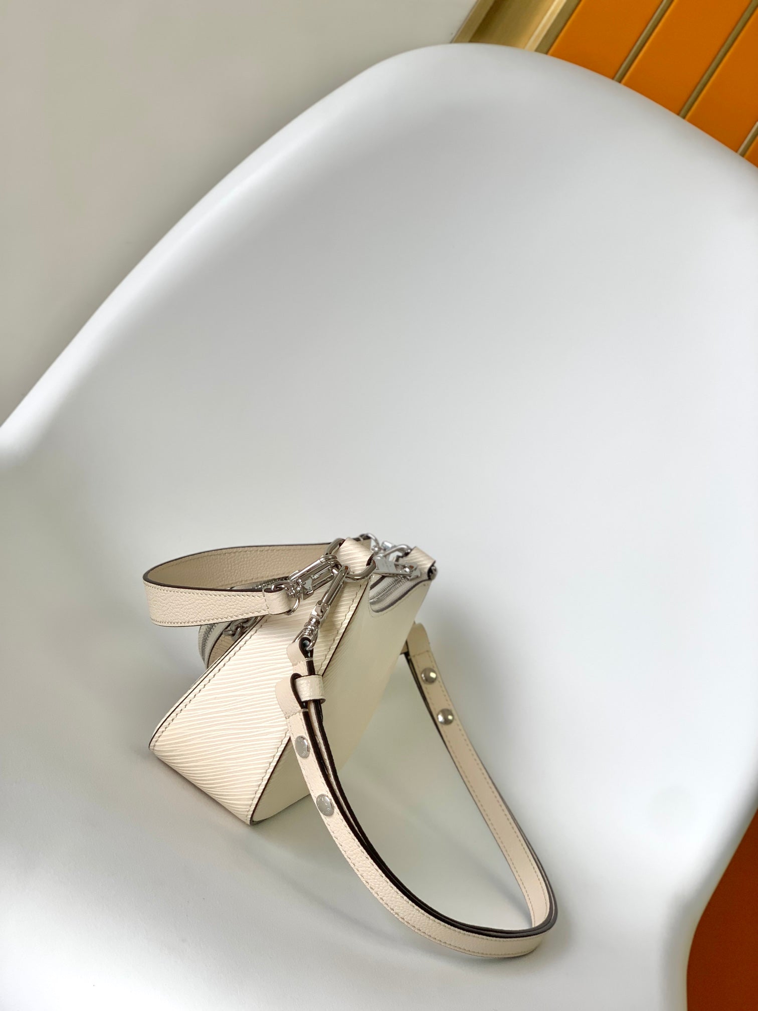Louis Vuitton Buci Shoulder Bag Epi Leather Quartz Cream
