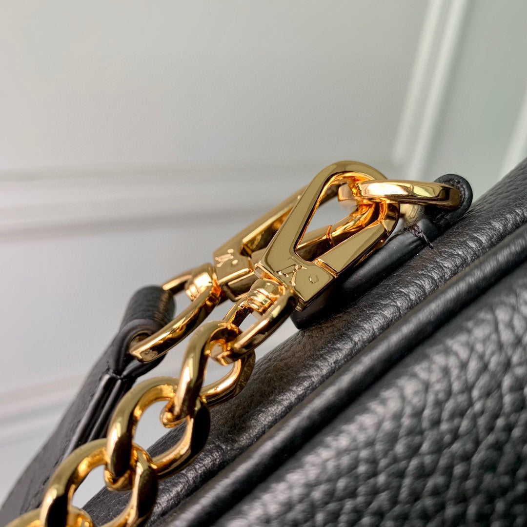 Elegant Black Crossbody Bag with Gold-Tone Hardware and Top Handle