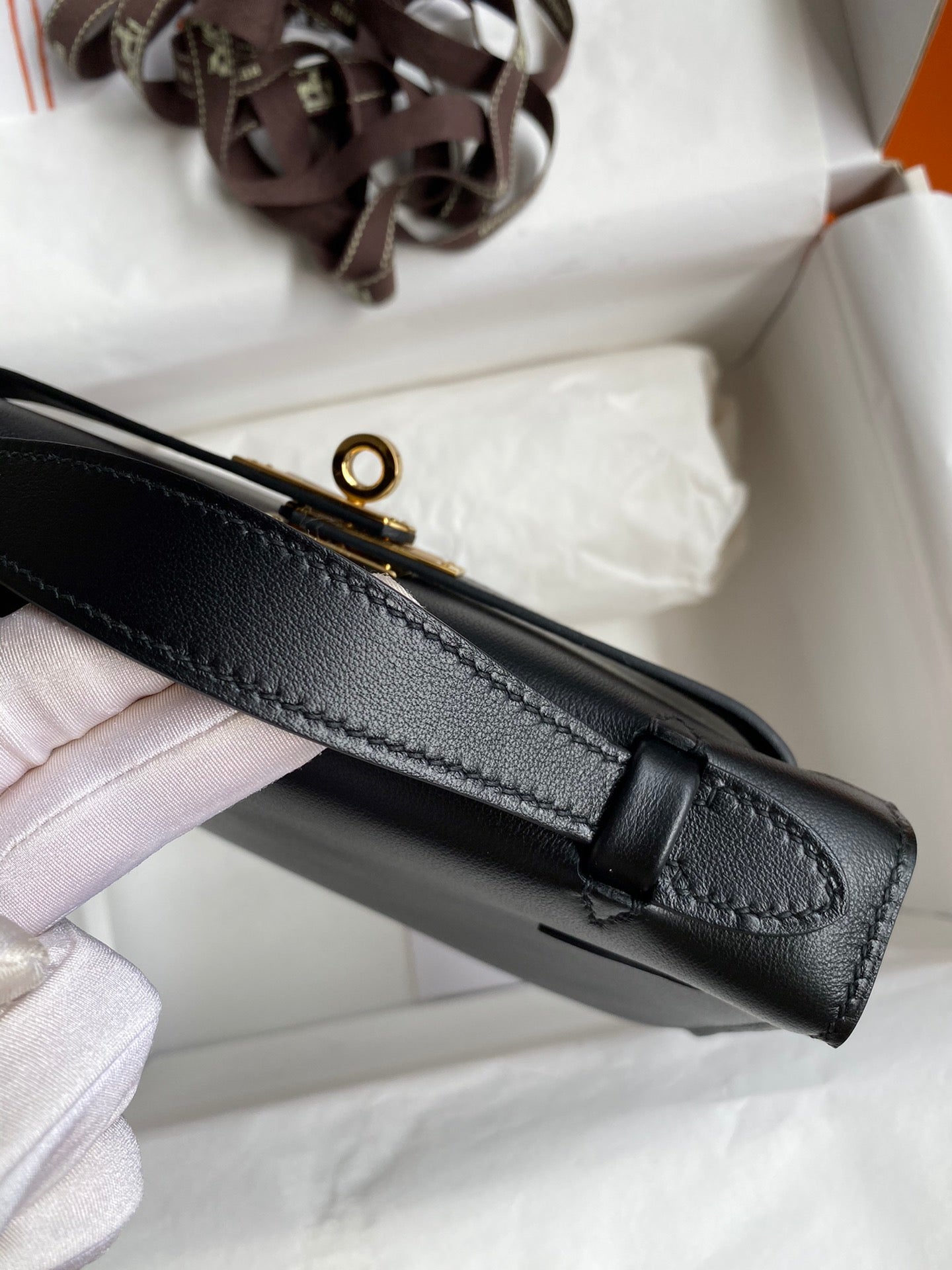 Hermès Kelly Cut Clutch Bag Black Leather with Gold Hardware