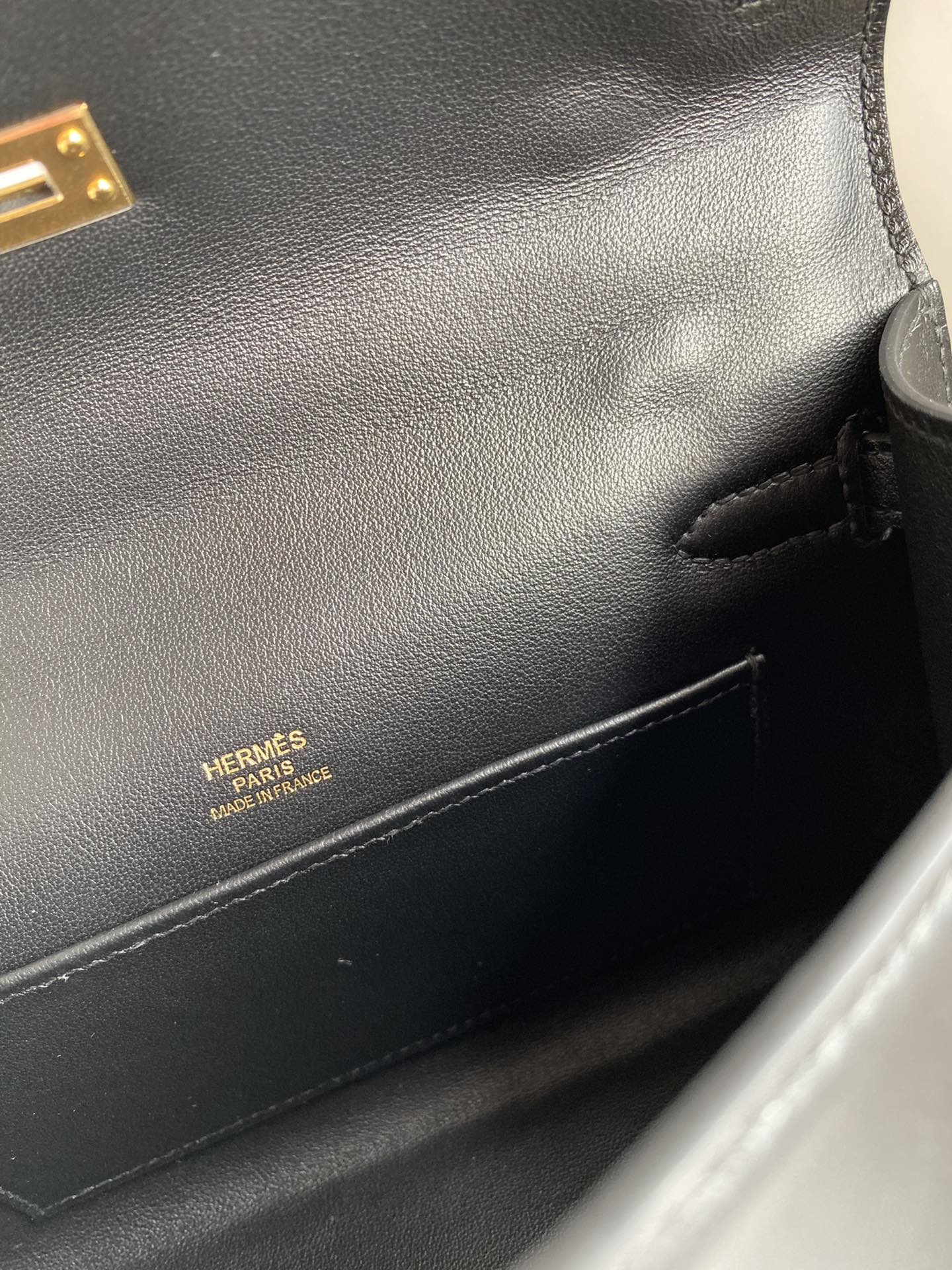 Hermès Kelly Cut Clutch Bag Black Leather with Gold Hardware