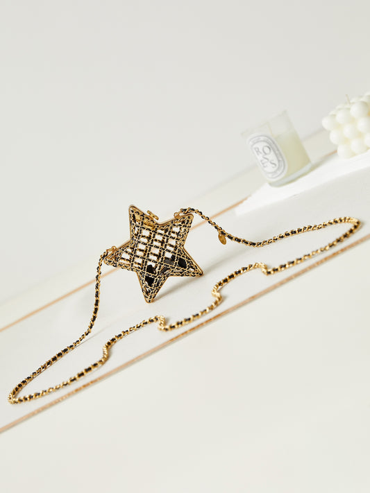 Gold Star Charm Adjustable Metal Chain Belt for Women - Celestial Fashion Accessory