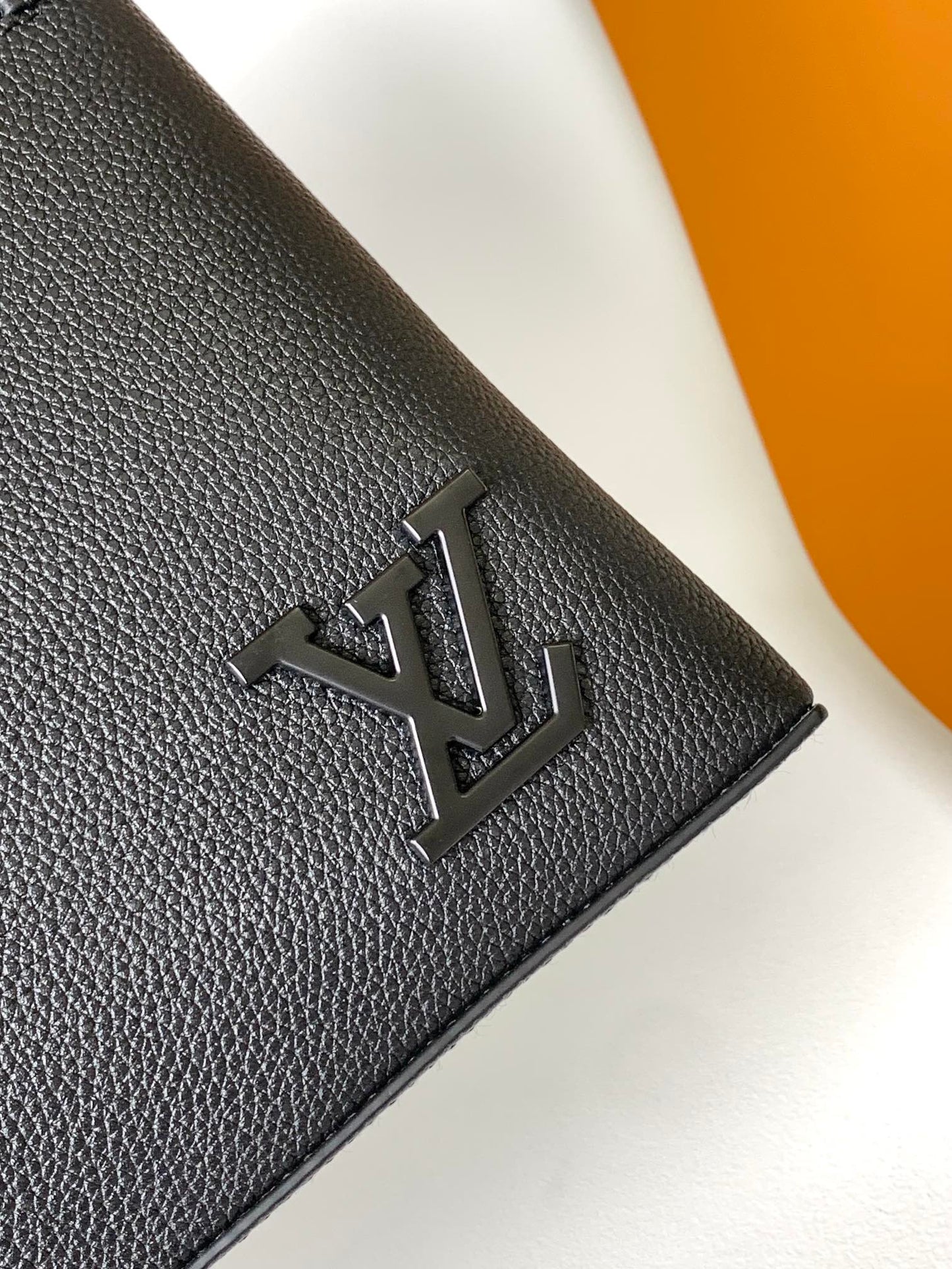 Louis Vuitton Men's Alpha Clutch - Black Taiga Leather Pouch