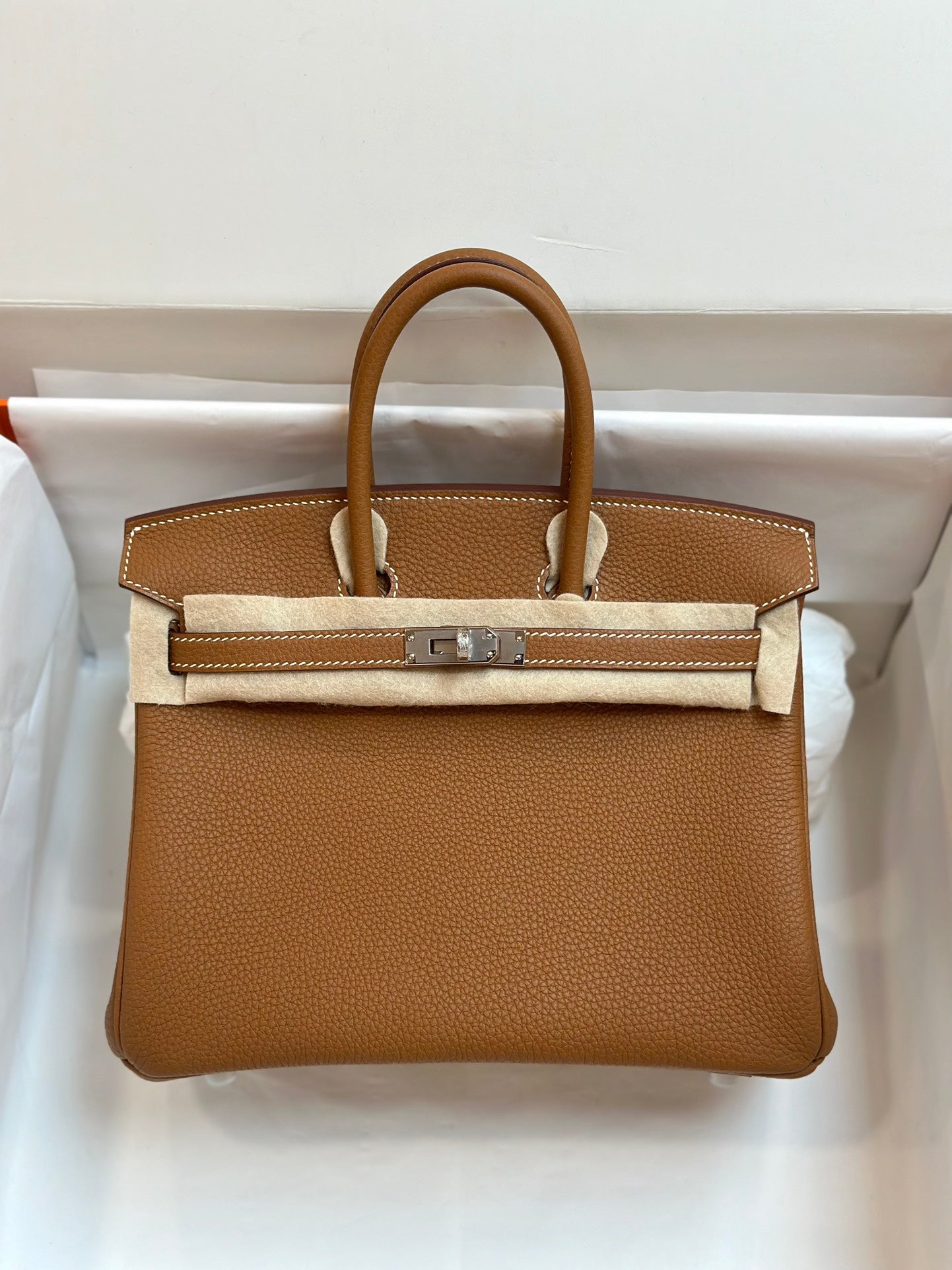 Luxury Tan Leather Handbag - Classic Top Handle Tote Bag with Silver Hardware