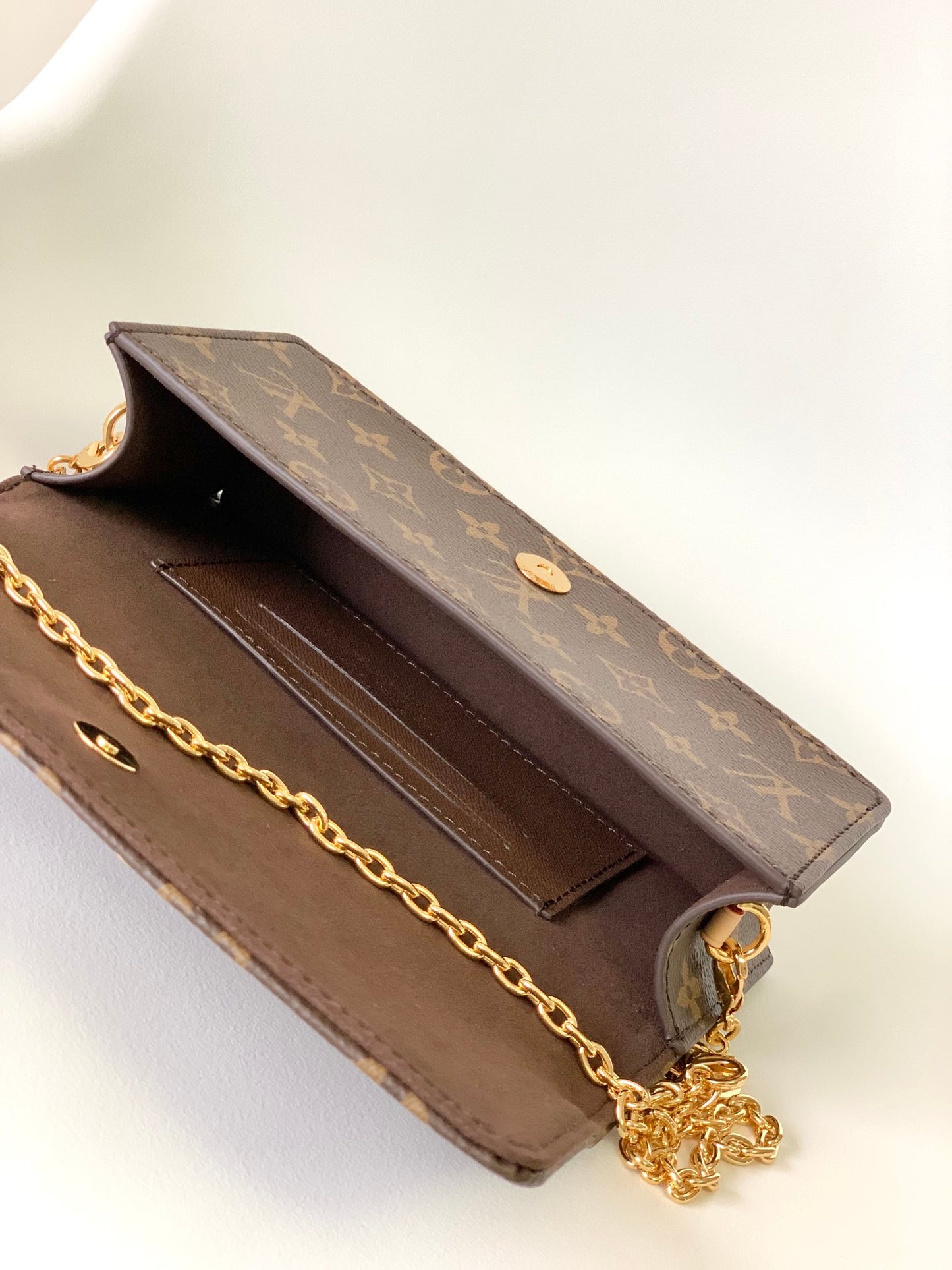 Louis Vuitton Monogram Favorite PM Bag with Gold Chain Strap