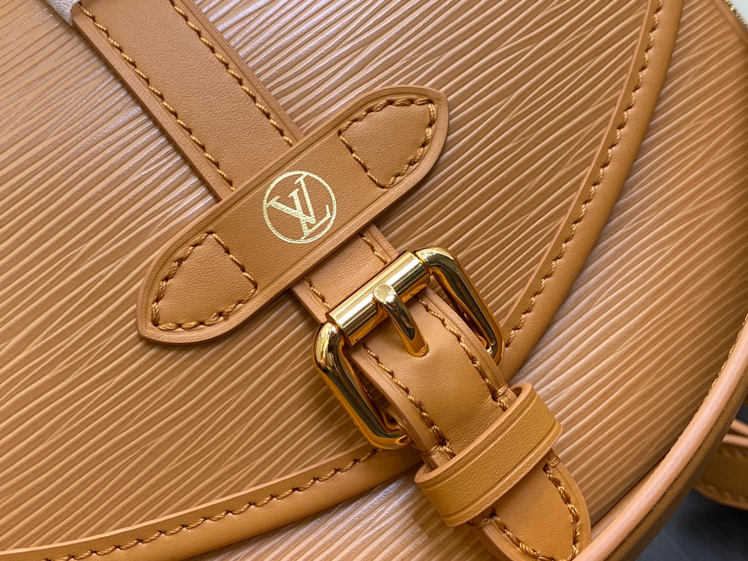Tan Leather Saddle Bag - Women's Classic Crossbody Shoulder Bag with Gold-Tone Hardware