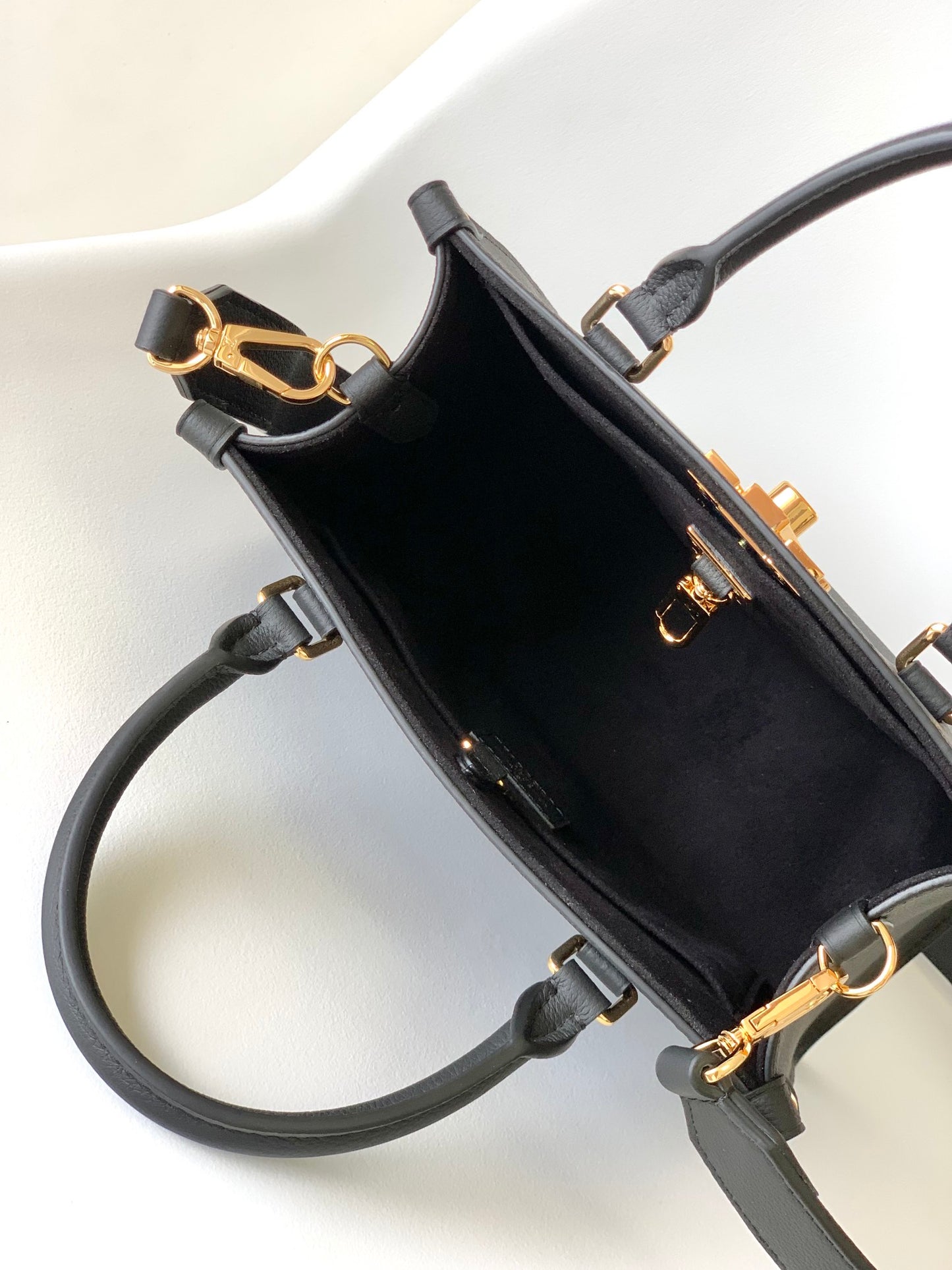 Louis Vuitton Lockme Shopper Tote Bag - Black Grained Calfskin Leather