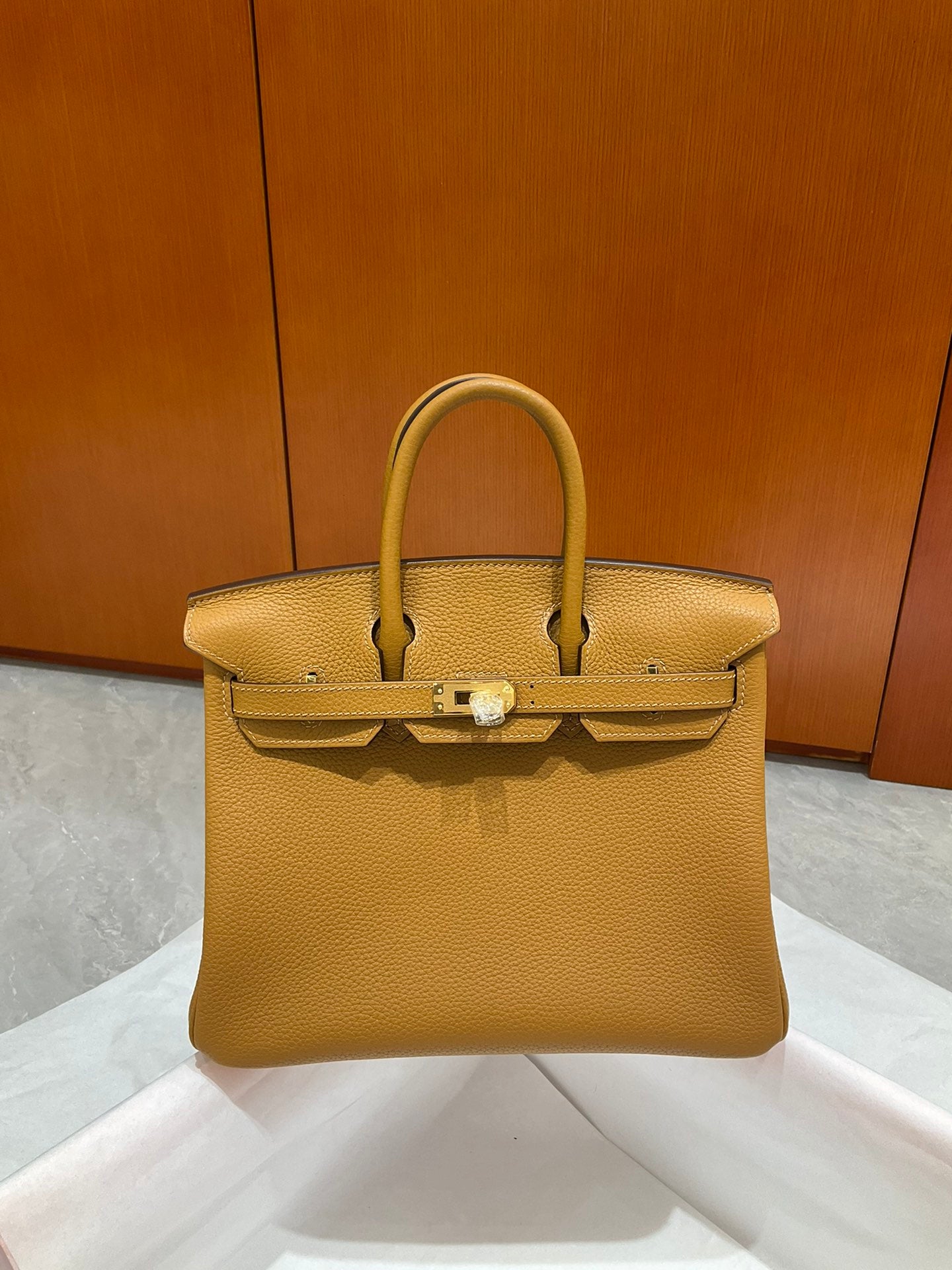 Luxury Tan Leather Top Handle Handbag - Classic Structured Satchel with Gold-Tone Hardware