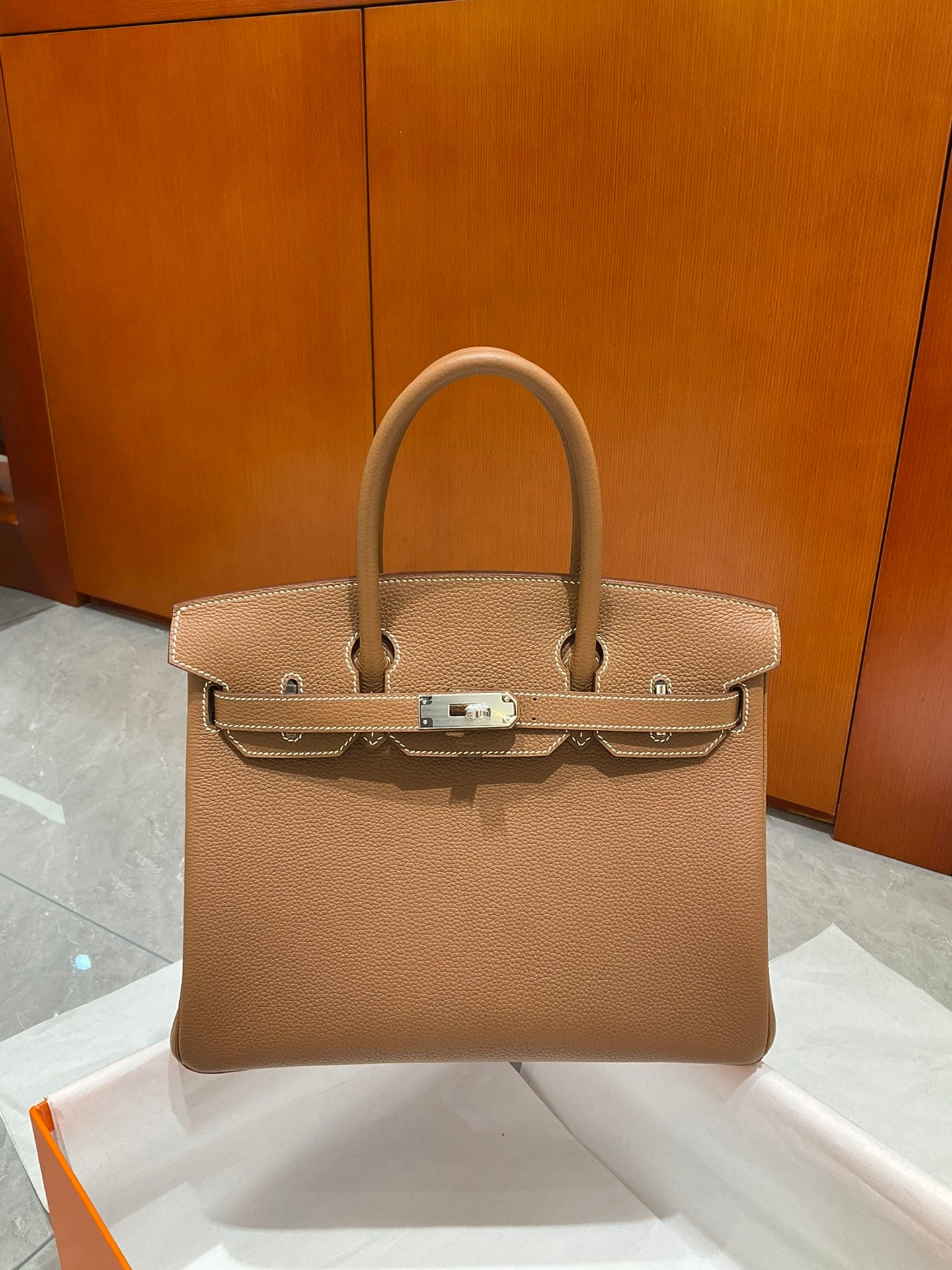 Premium Cream Leather Handbag - Elegant Top-Handle Tote with Silver Hardware