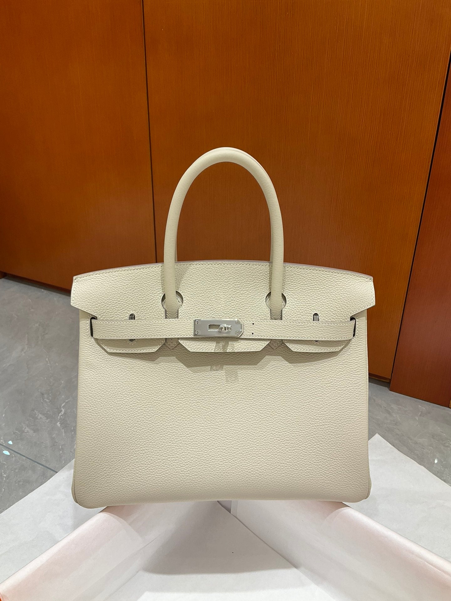 Premium Cream Leather Handbag - Elegant Top-Handle Tote with Silver Hardware