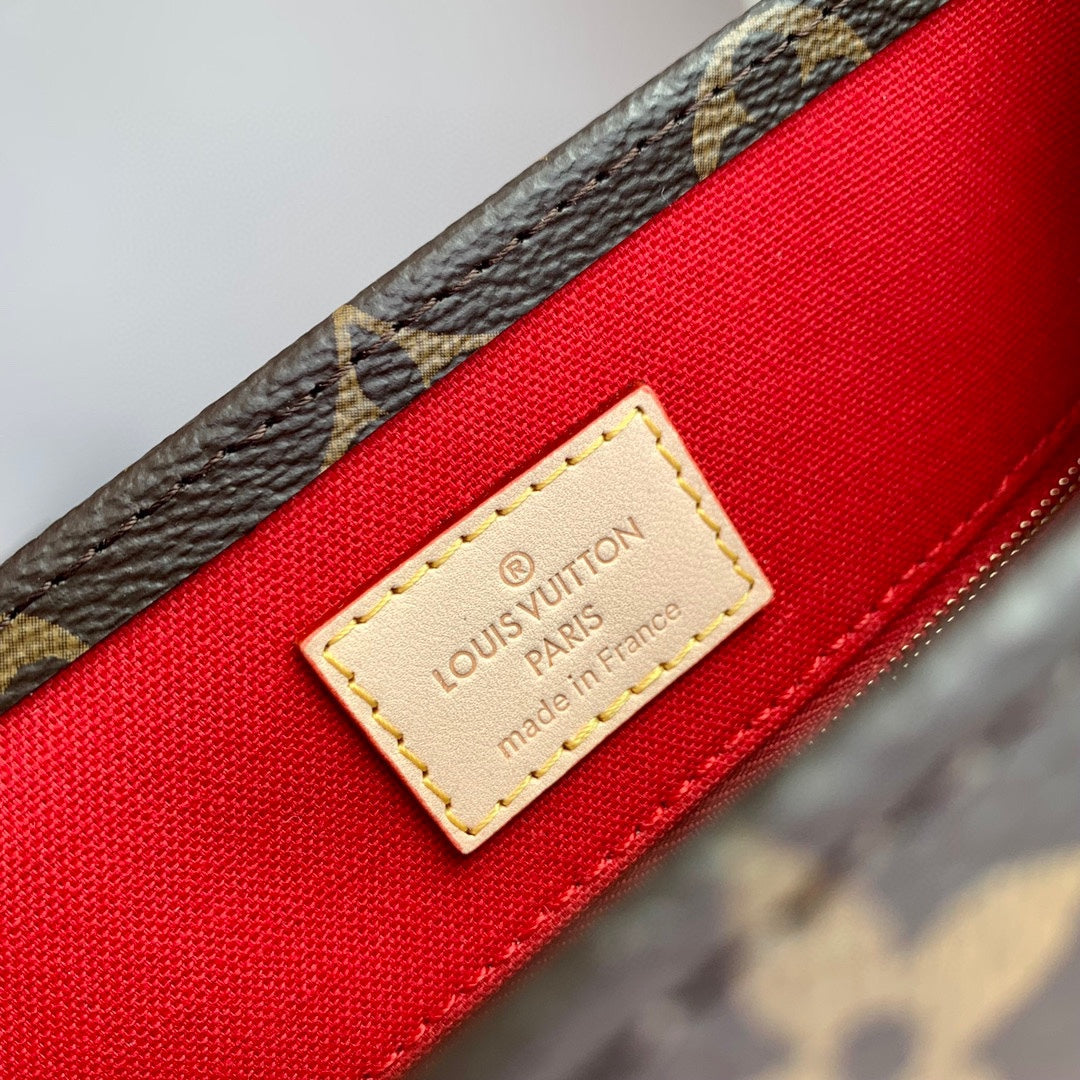 Louis Vuitton Petit Sac Plat Monogram Canvas Tote Bag