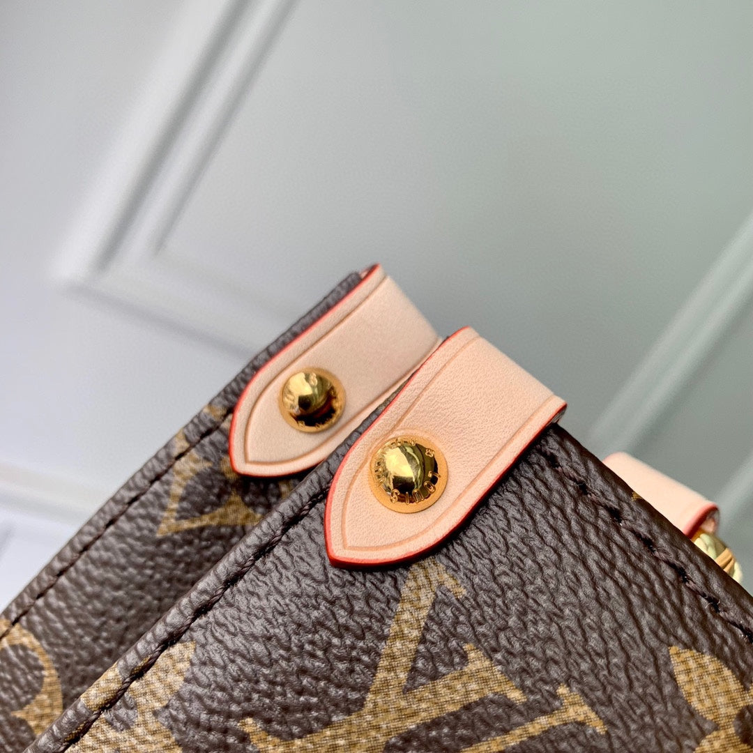 Louis Vuitton Petit Sac Plat Monogram Canvas Tote Bag