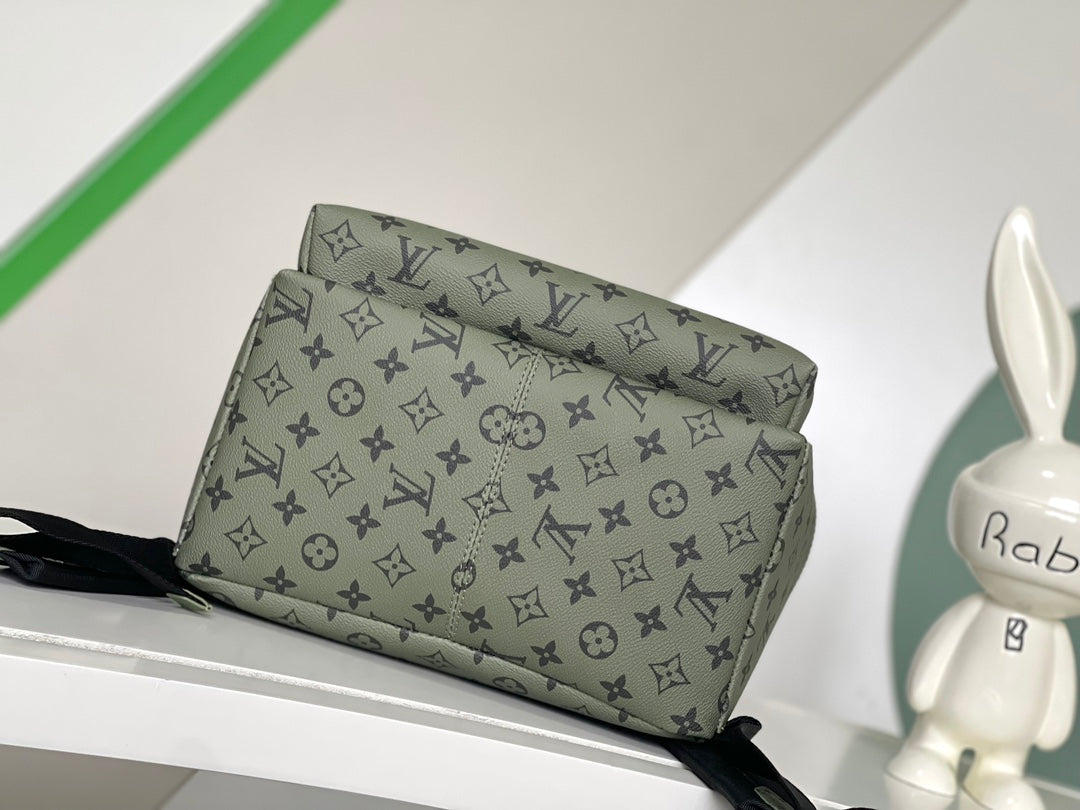 Louis Vuitton Discovery Backpack PM Monogram Shadow Green