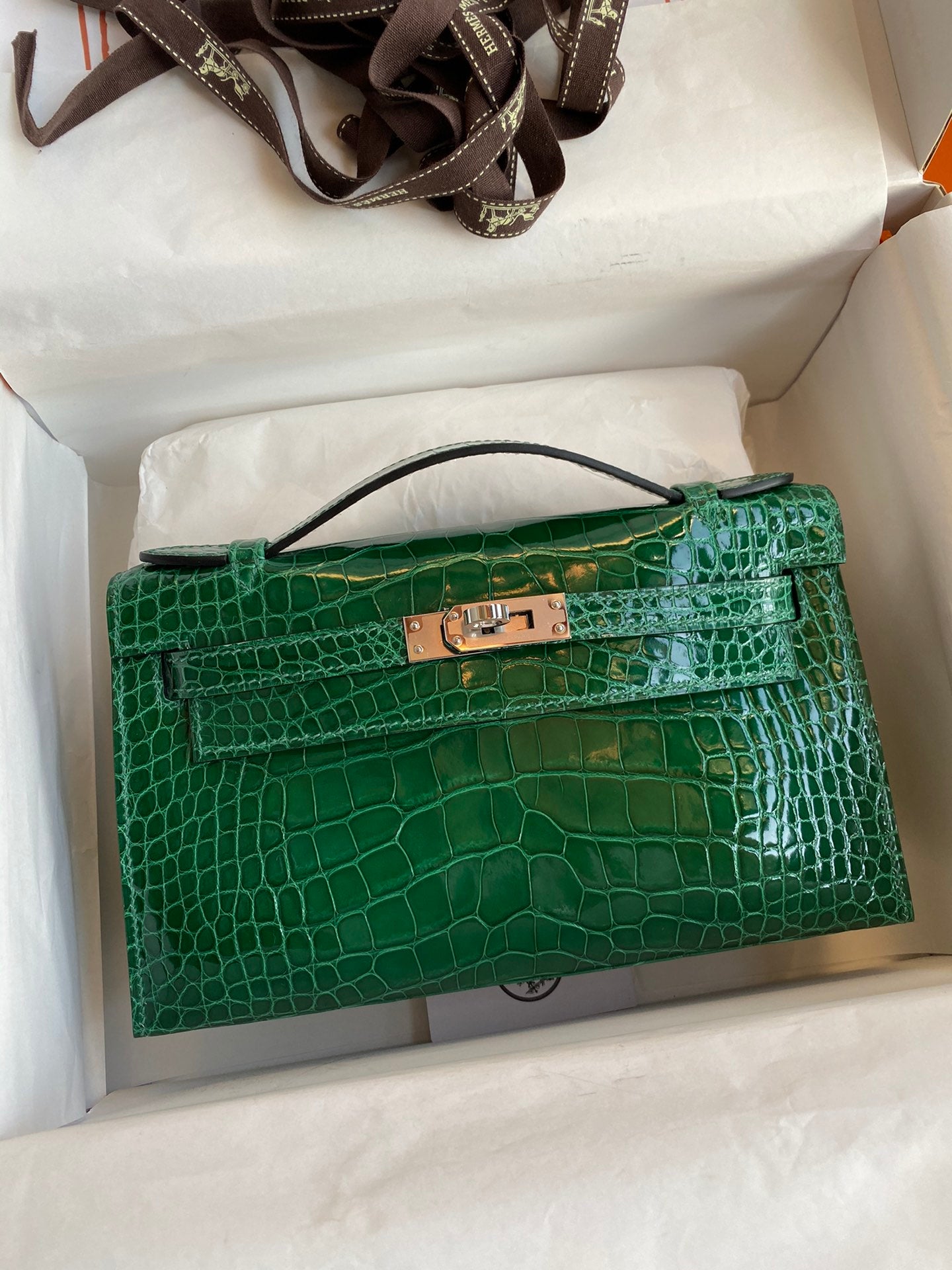 Emerald Green Crocodile-Embossed Leather Kelly Pochette Mini Handbag