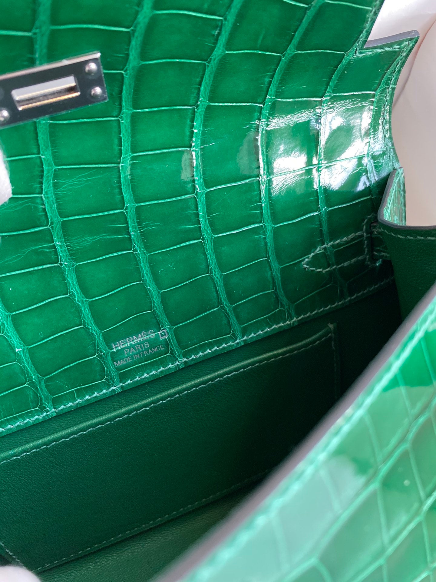 Emerald Green Crocodile-Embossed Leather Kelly Pochette Mini Handbag