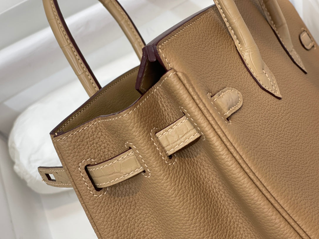 Luxury Tan Leather Top Handle Handbag - Classic Designer Style Satchel