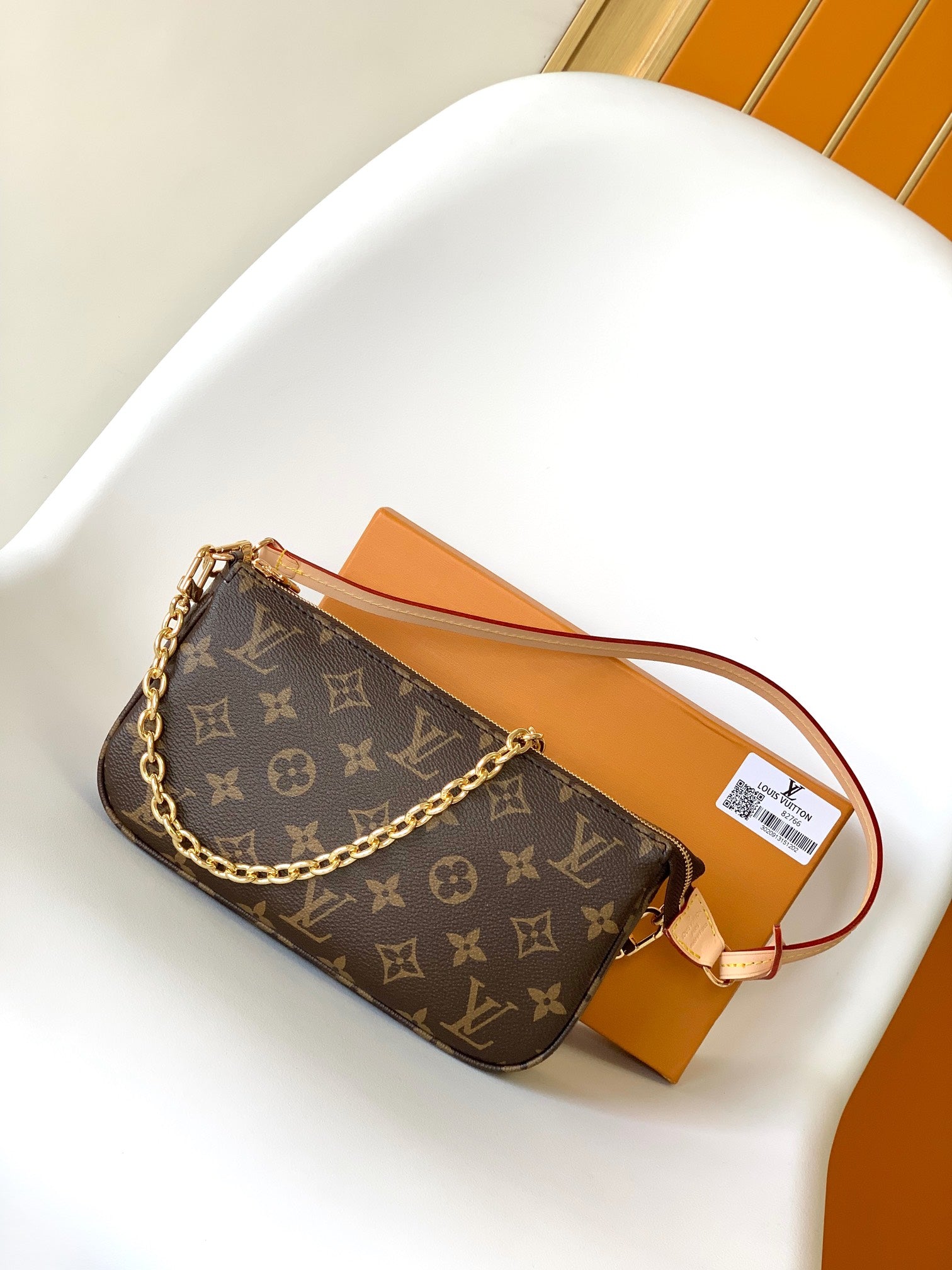 Louis Vuitton Monogram Pochette Accessoires Brown Canvas Bag