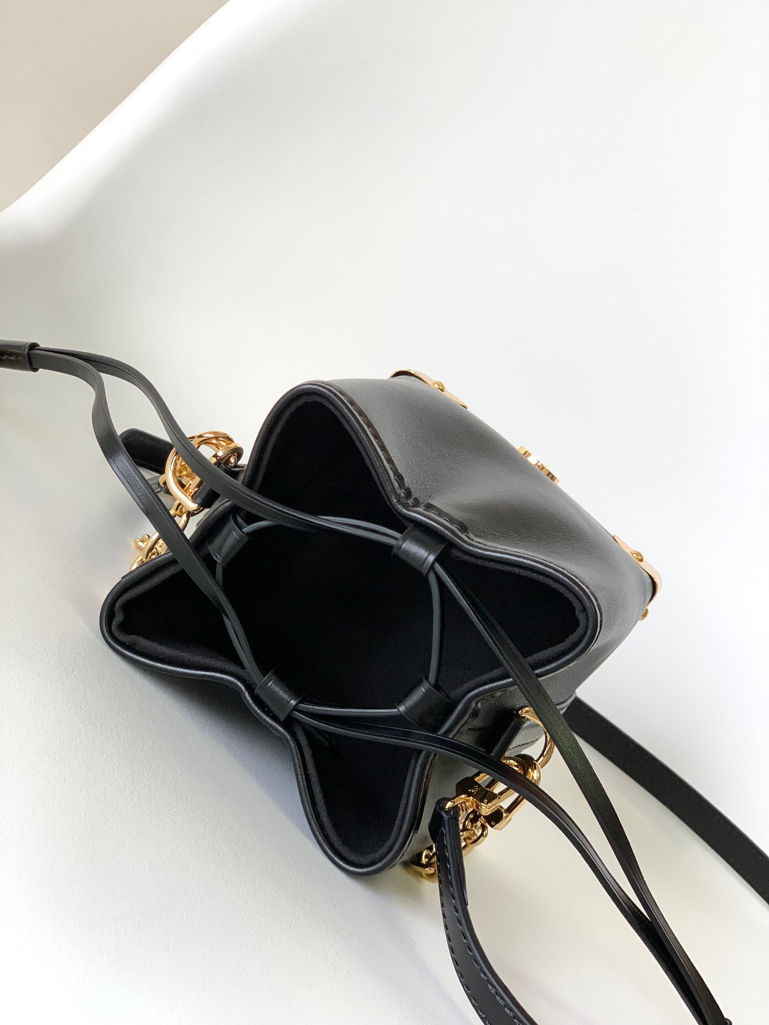 Louis Vuitton Black Leather Bucket Handbag with Gold-Tone Hardware &amp; Chain