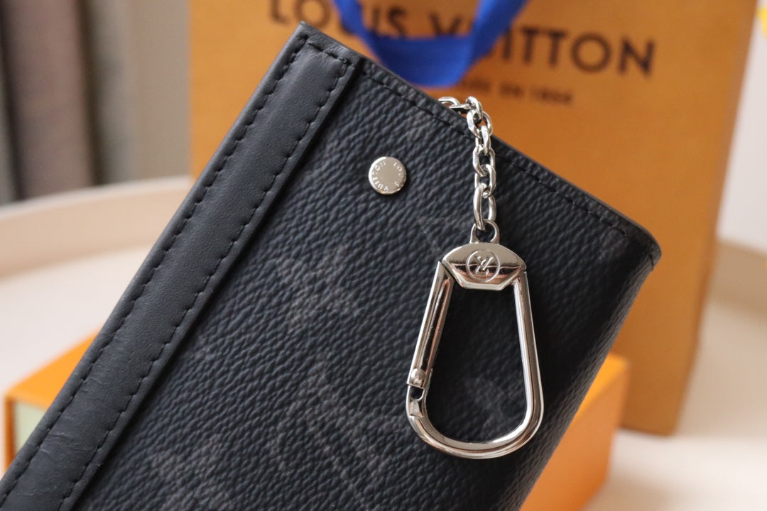 Louis Vuitton Monogram Empreinte Black Leather Daily Pouch Clutch