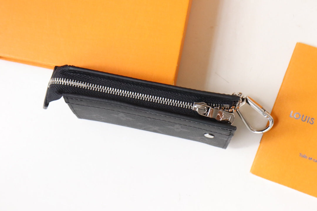 Louis Vuitton Monogram Empreinte Black Leather Daily Pouch Clutch